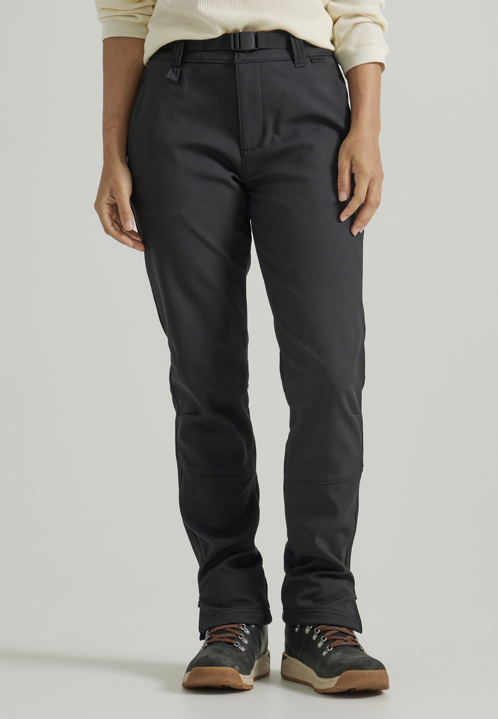 Softshell Pant in Jet Black Pants Wrangler   