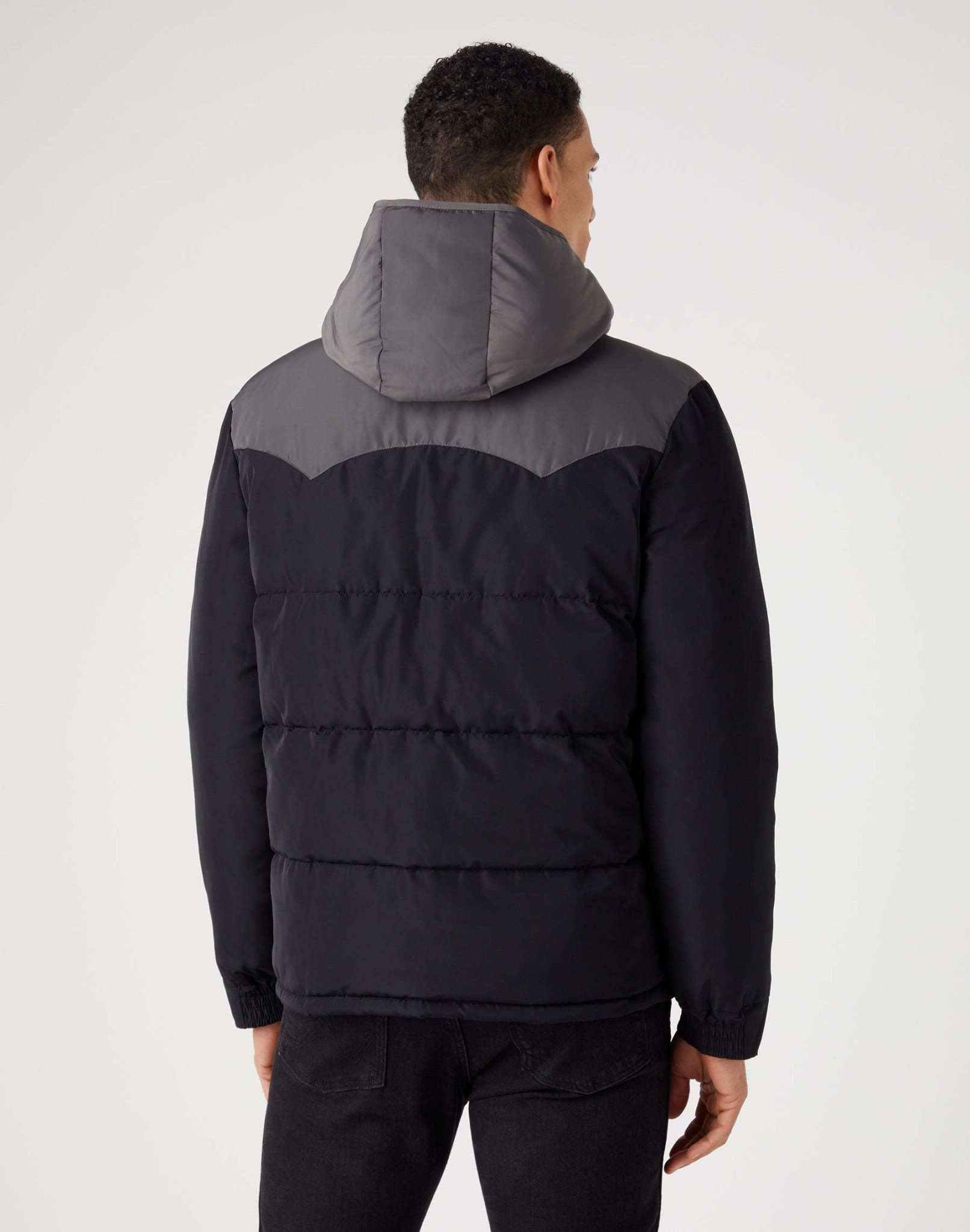 Puffer Jacket in Black Jackets Wrangler   