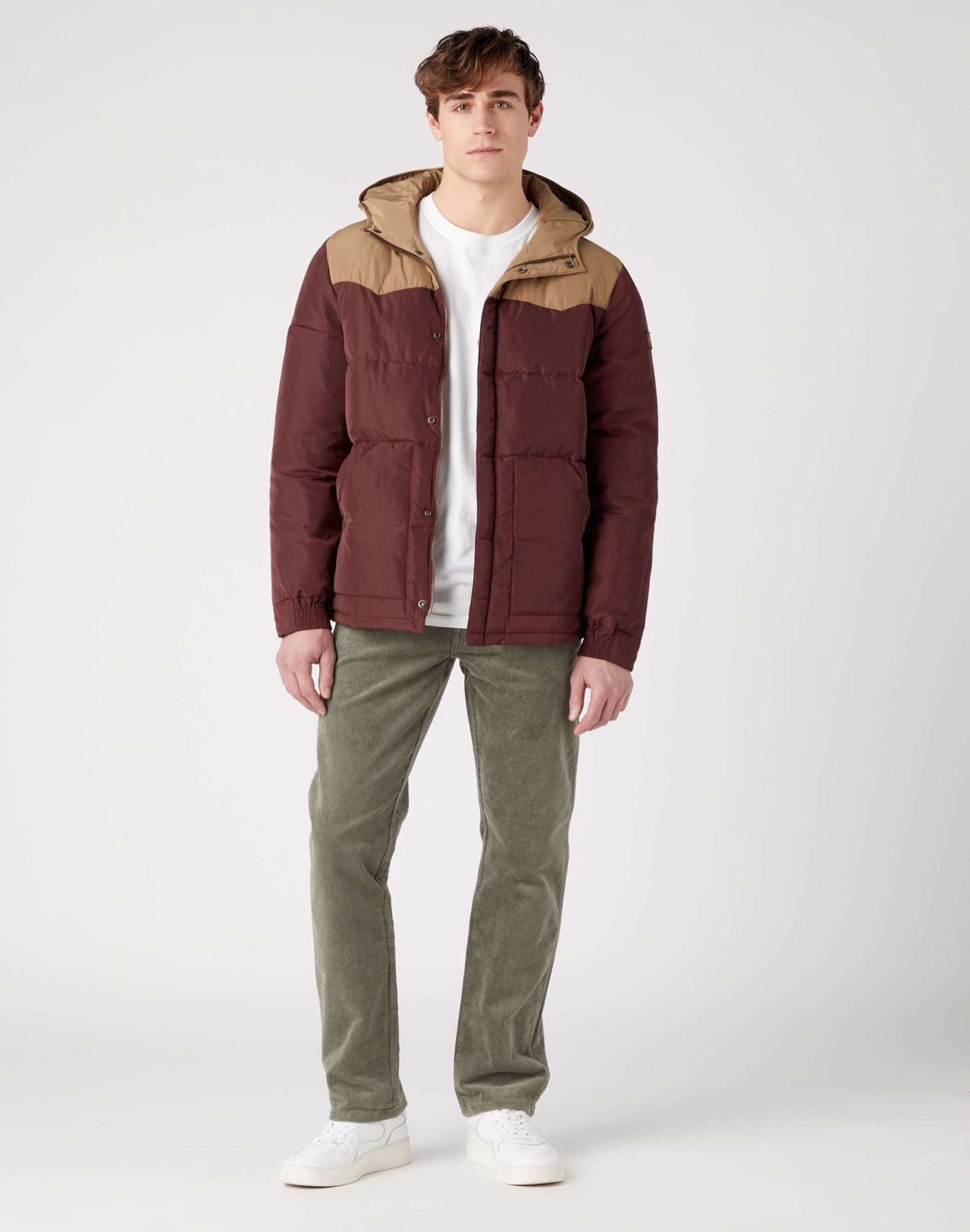 Puffer Jacket in Dahlia Jackets Wrangler   