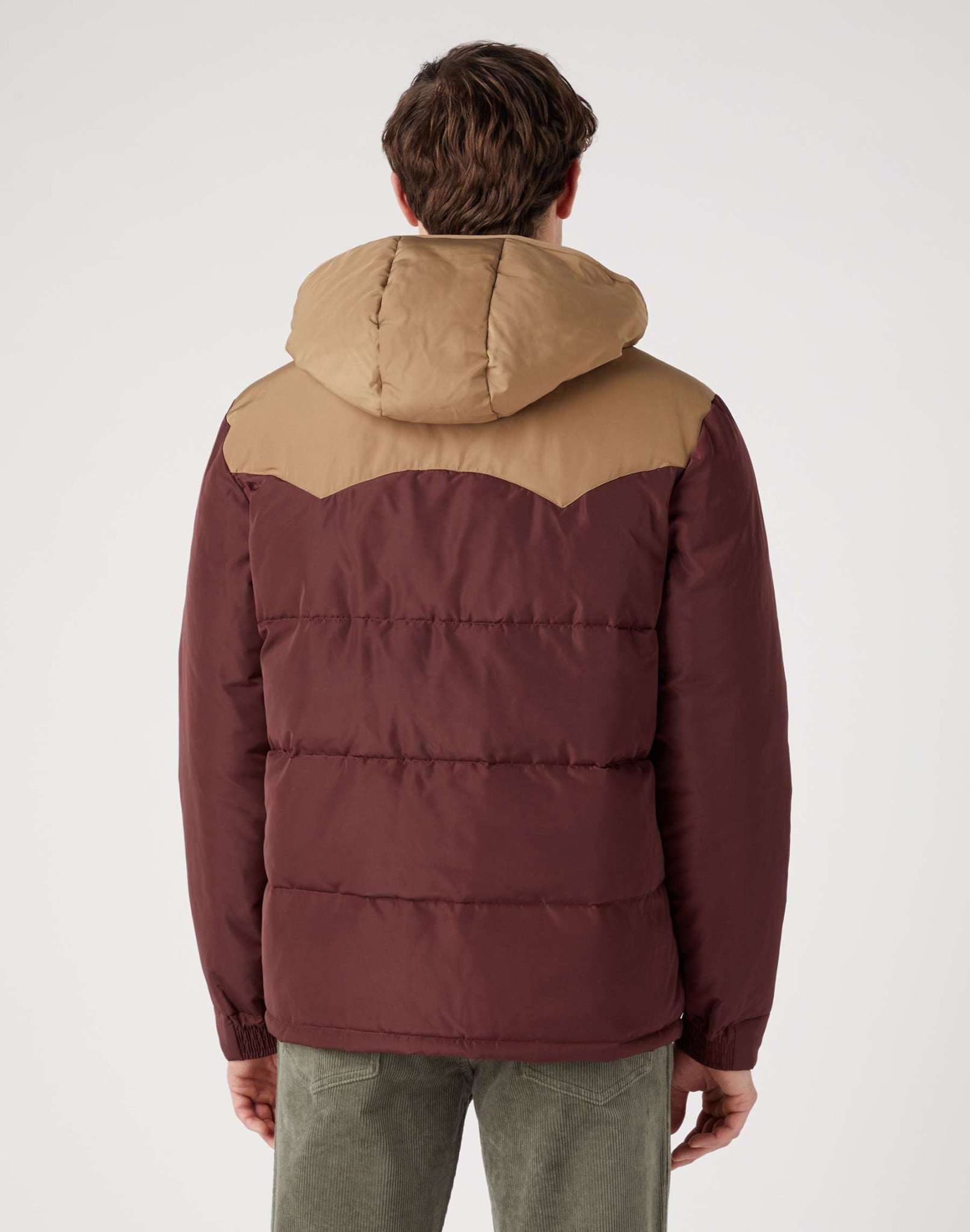 Puffer Jacket in Dahlia Jackets Wrangler   