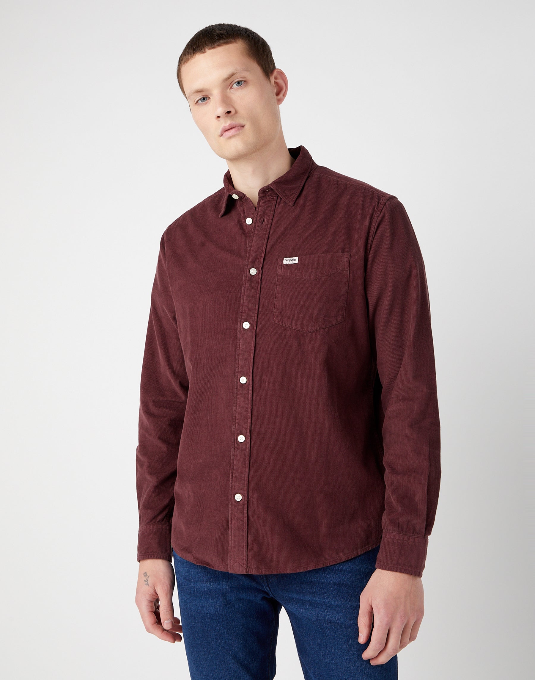 One Pocket Shirt in Dahlia Shirts Wrangler   