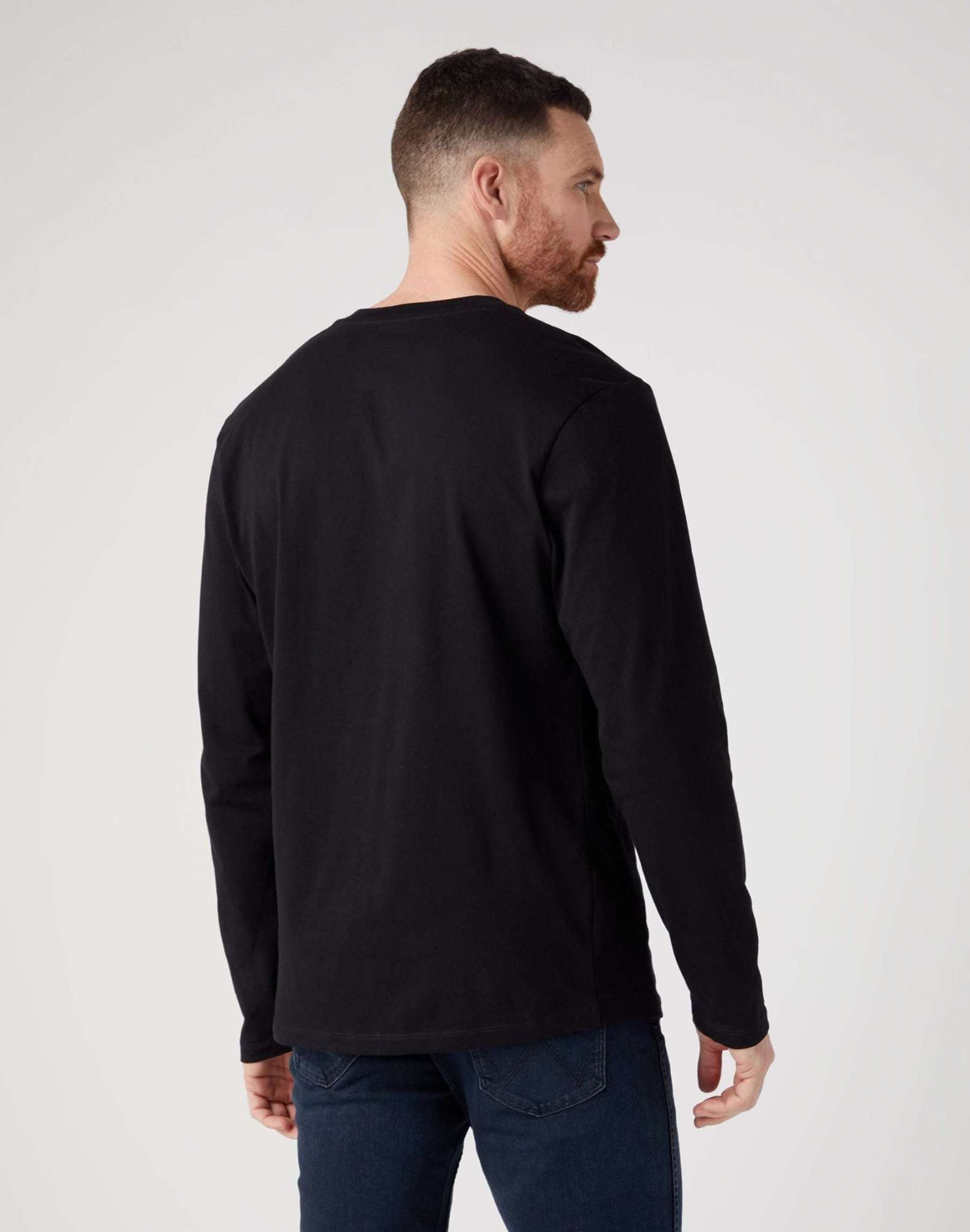 LS Sign Off Tee in Black Sweater Wrangler   