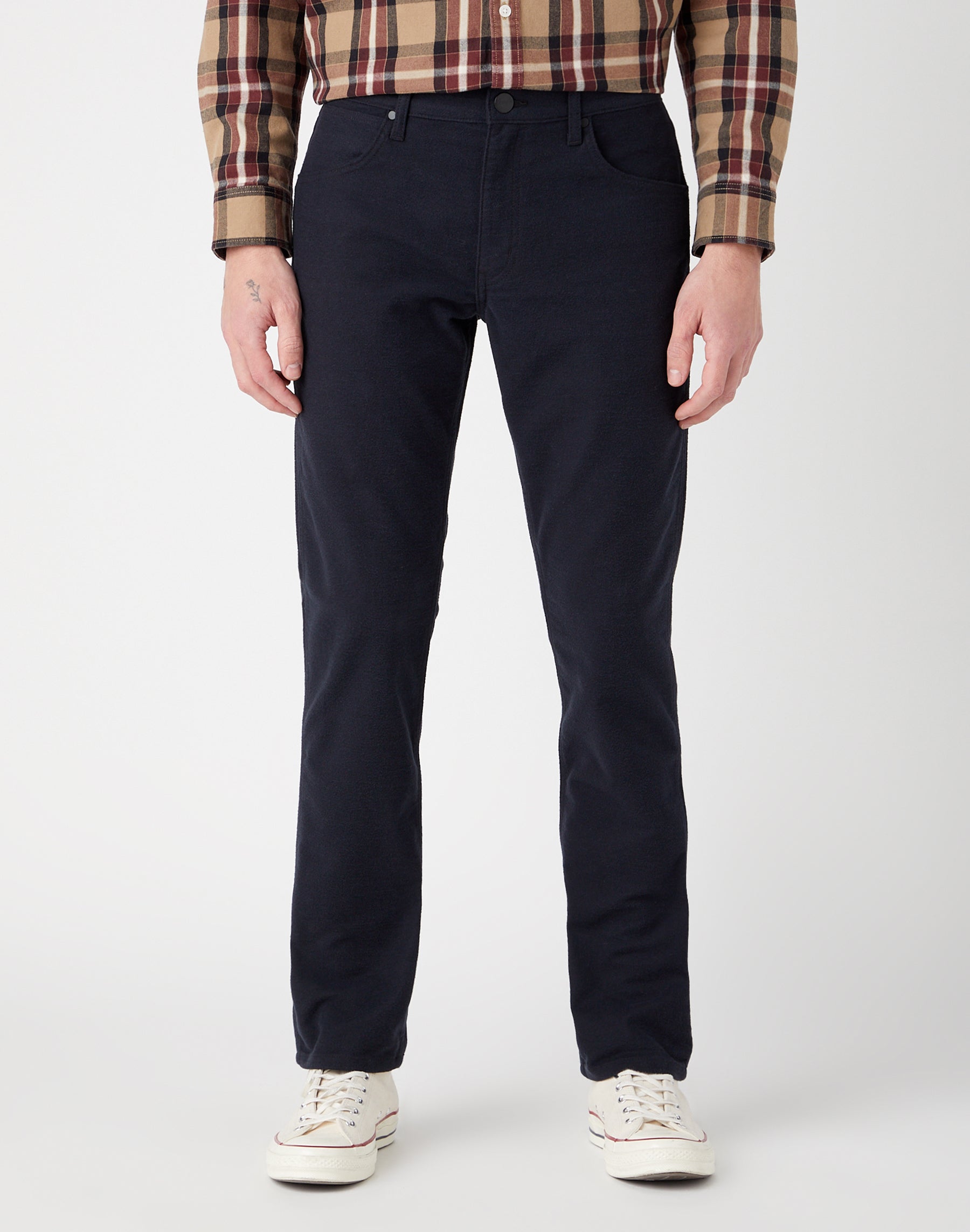 Greensboro Low Stretch in Black Pants Wrangler   