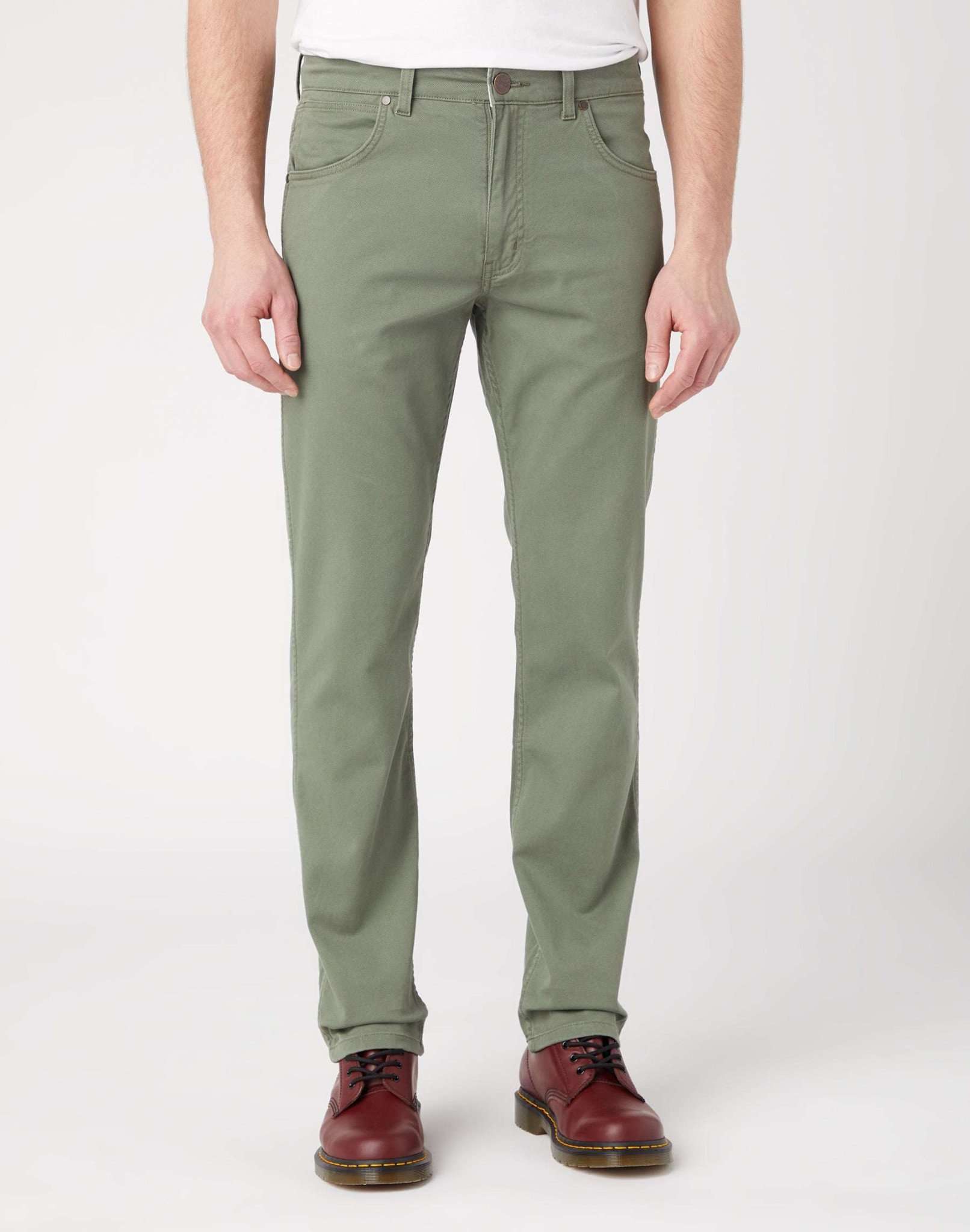 Greensboro in Dusty Olive Pants Wrangler   