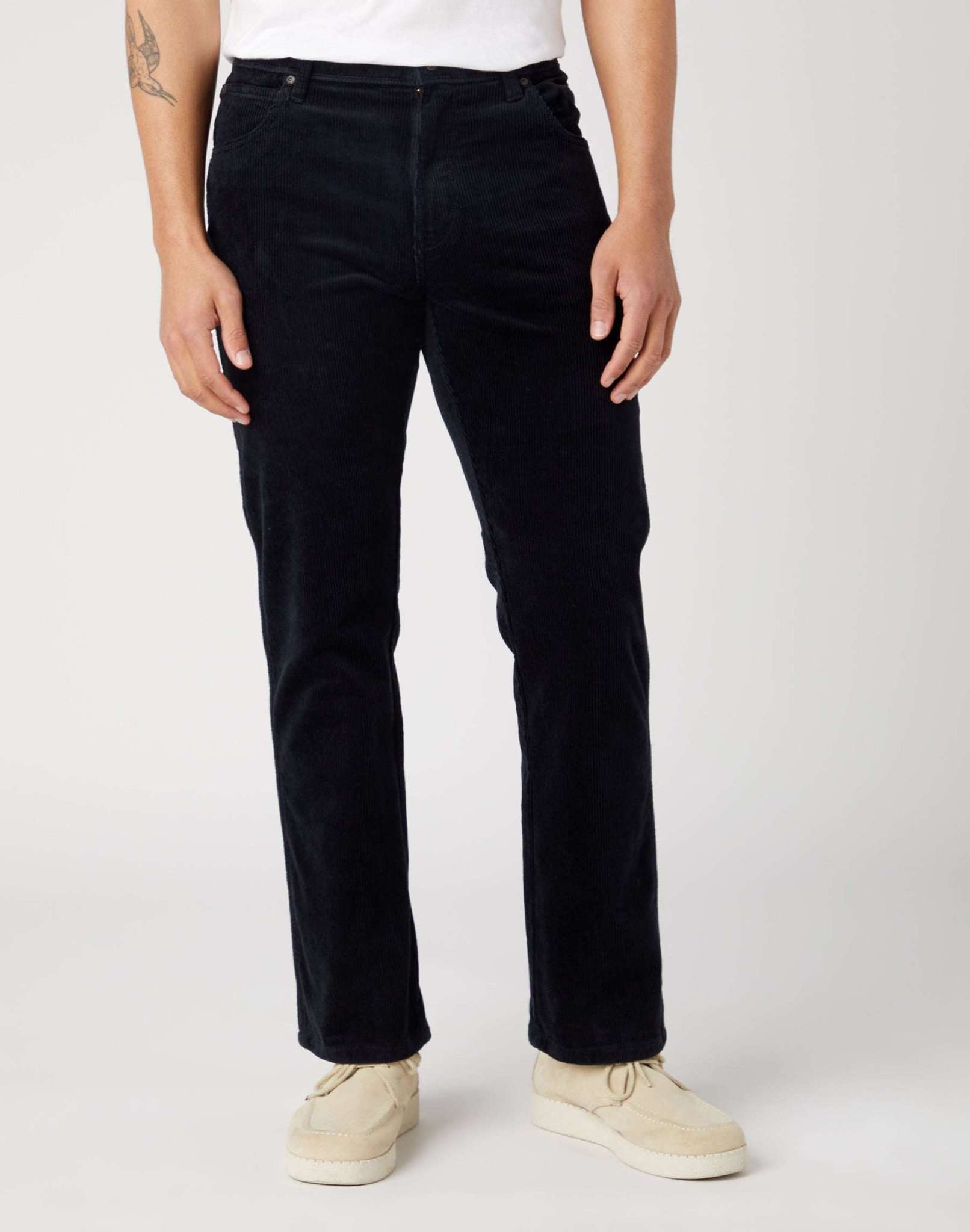 Greensboro Corduroy in Black Pants Wrangler   