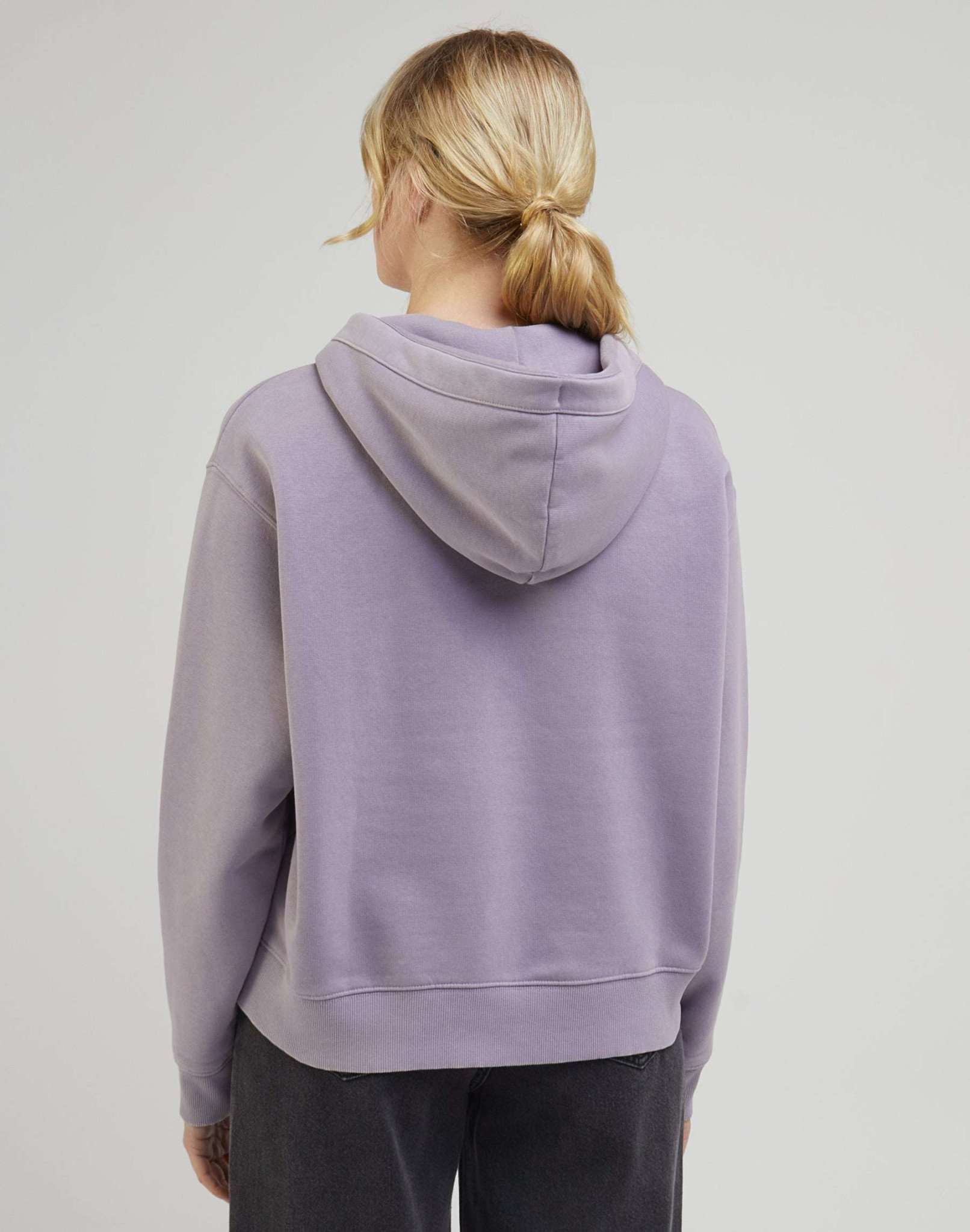 Relaxed Hoodie in Jazzy Purple Hooded Sweater Lee   