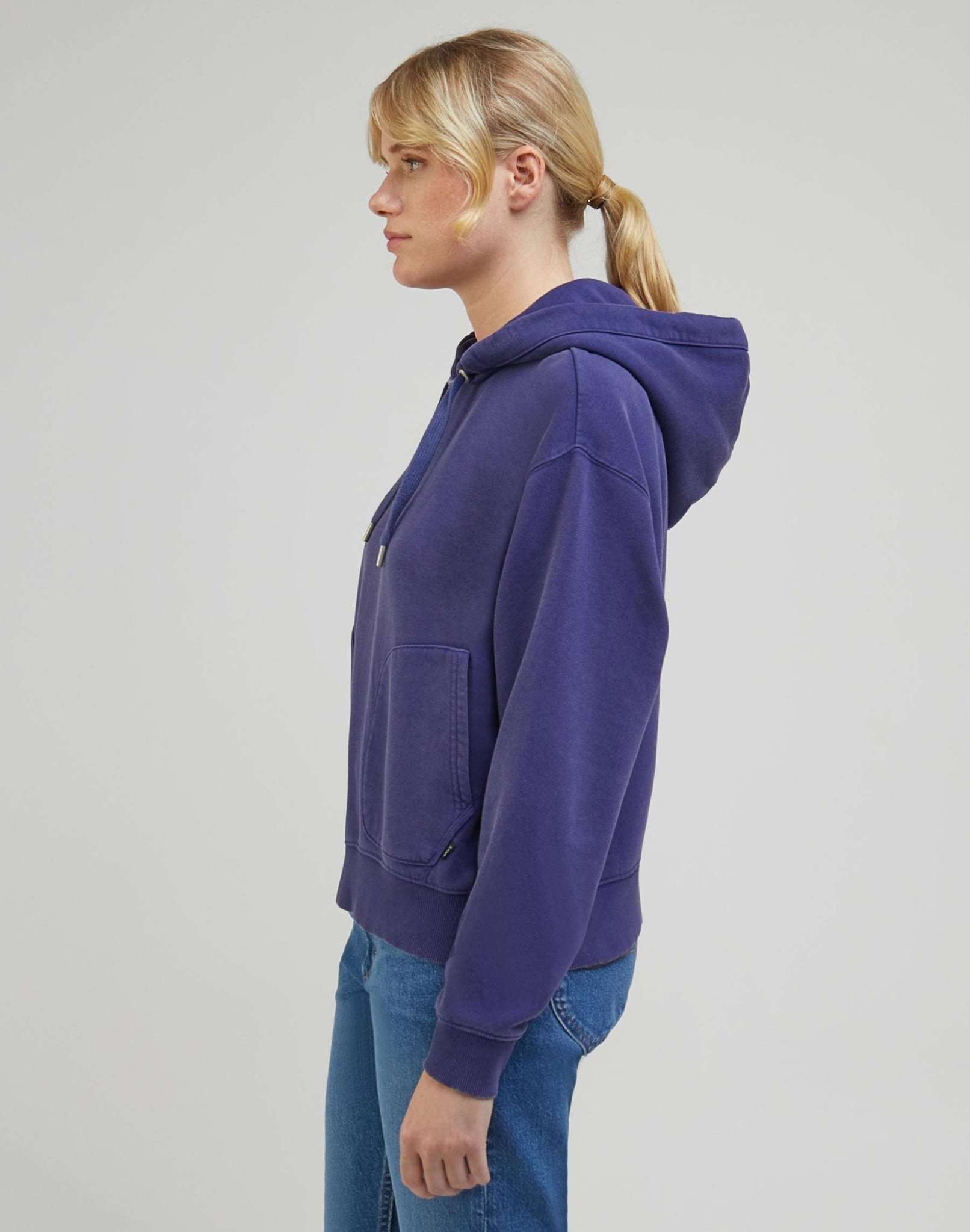 Relaxed Hoodie in Blueberry Hooded Sweater Lee   