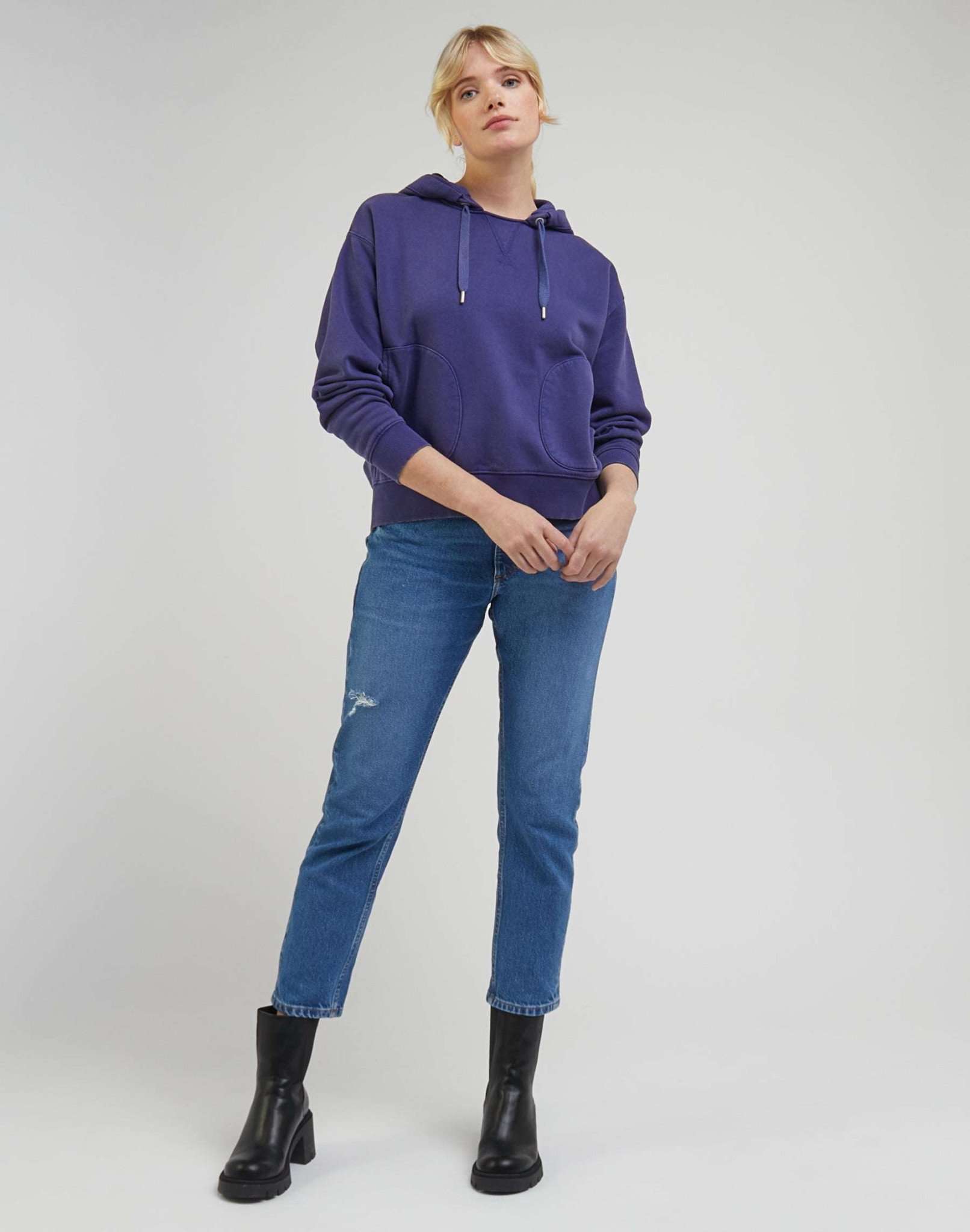 Relaxed Hoodie in Blueberry Hooded Sweater Lee   