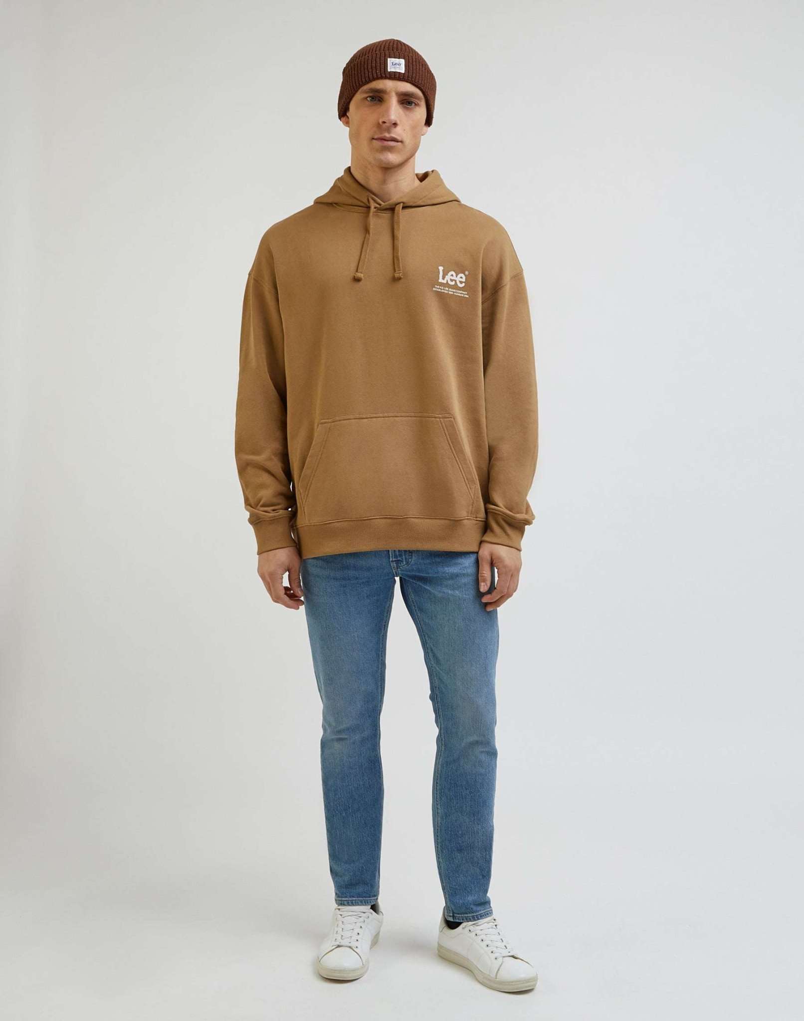 Loose Logo Hoodie in Clay Hooded Sweater Lee   