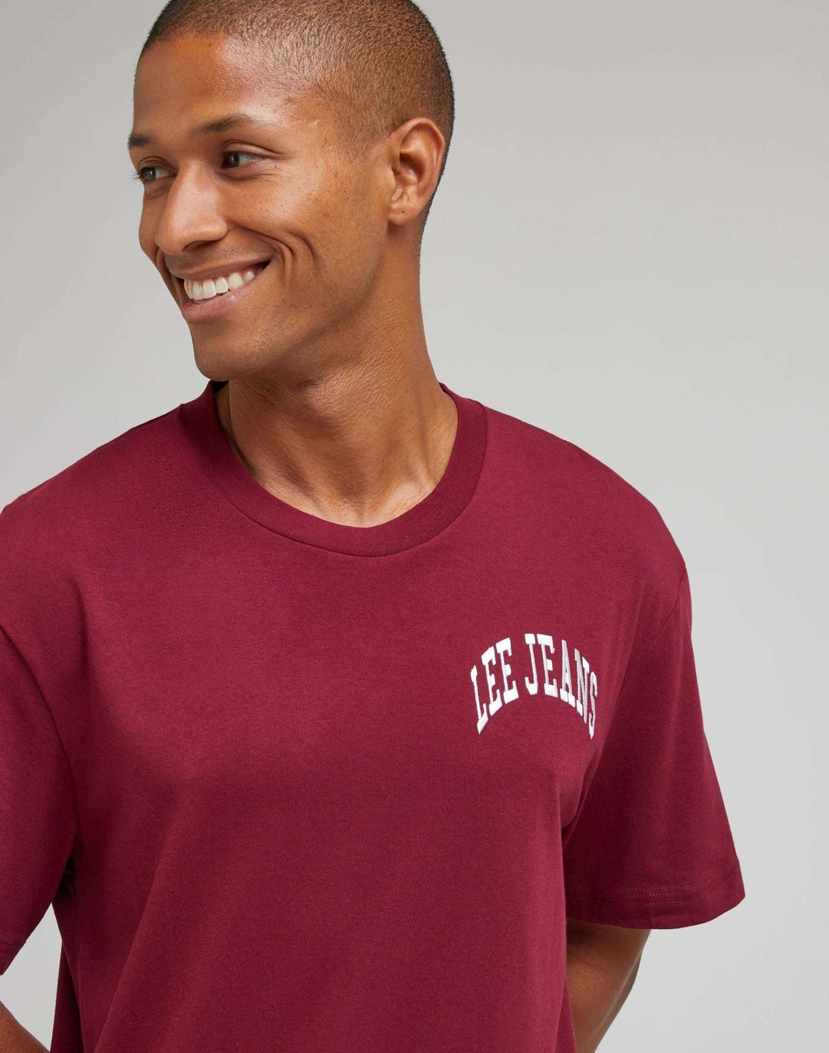 Varsity Tee in Port T-Shirts Lee   