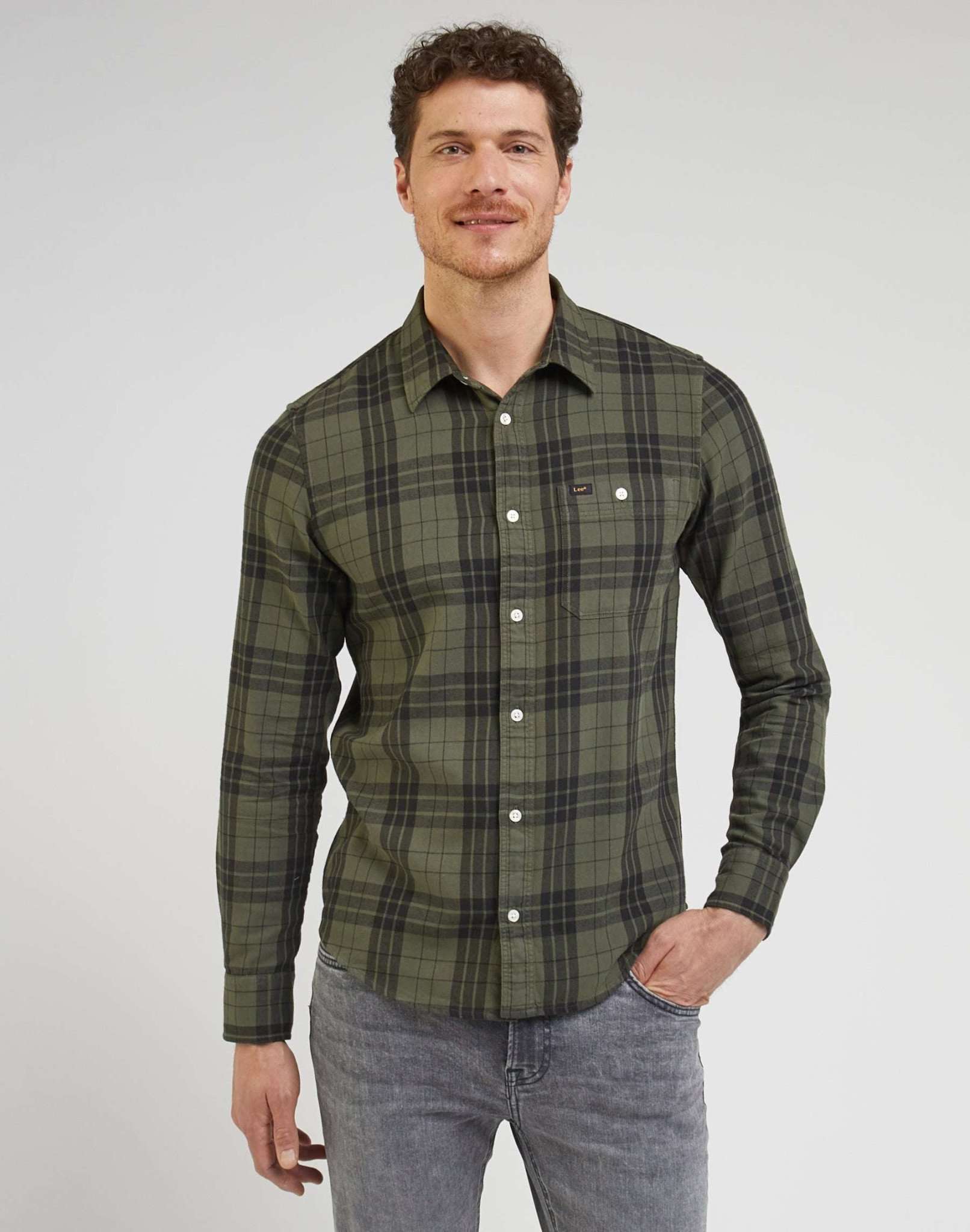 Leesure Shirt in Olive Grove Shirts Lee   