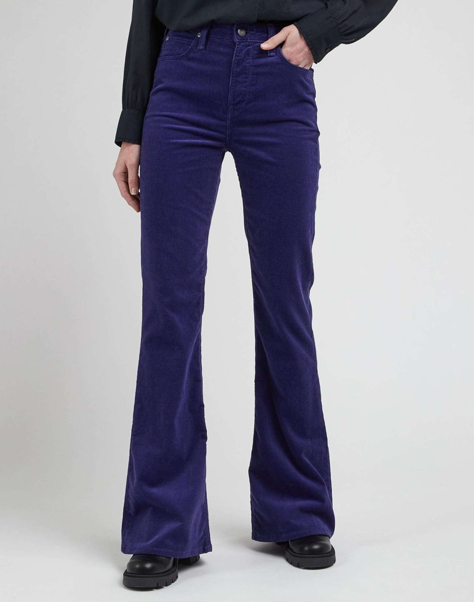 Breese in blueberry pants Lee   