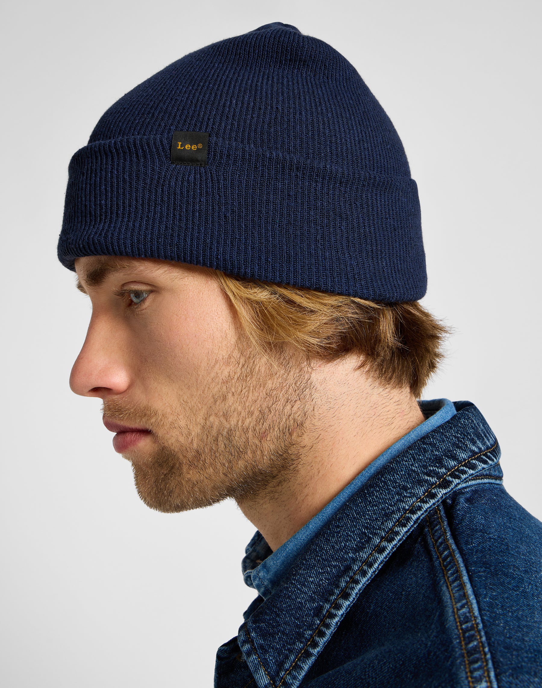 Essential Beanie in Navy Caps Lee   