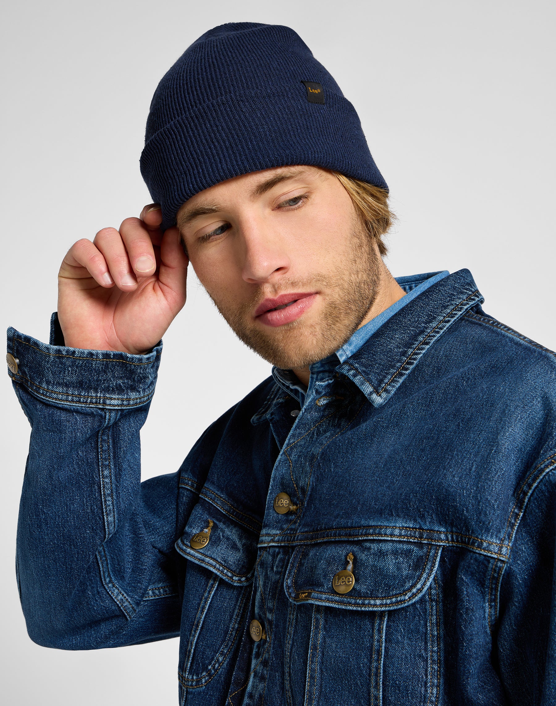 Essential Beanie in Navy Caps Lee   