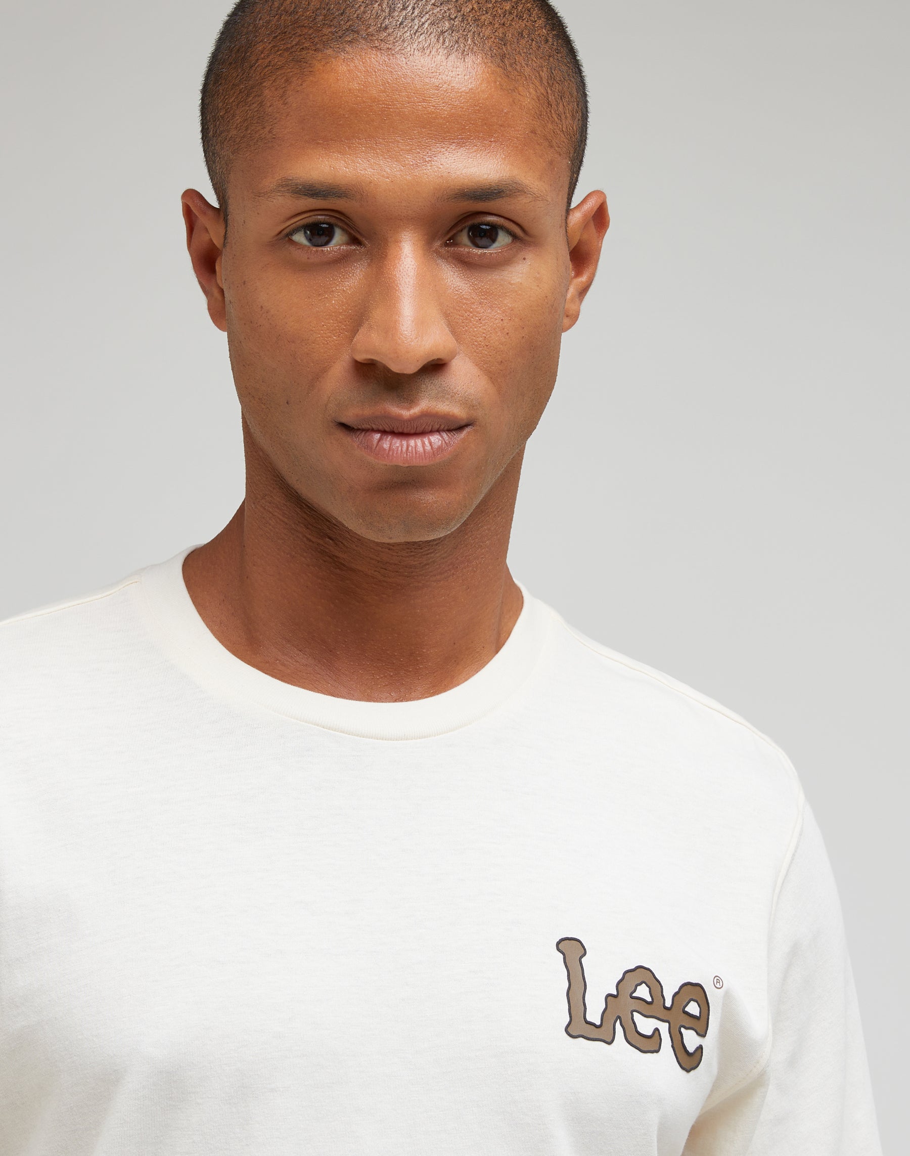 Essential Longsleeves Tee in Ecru Shirts Lee   