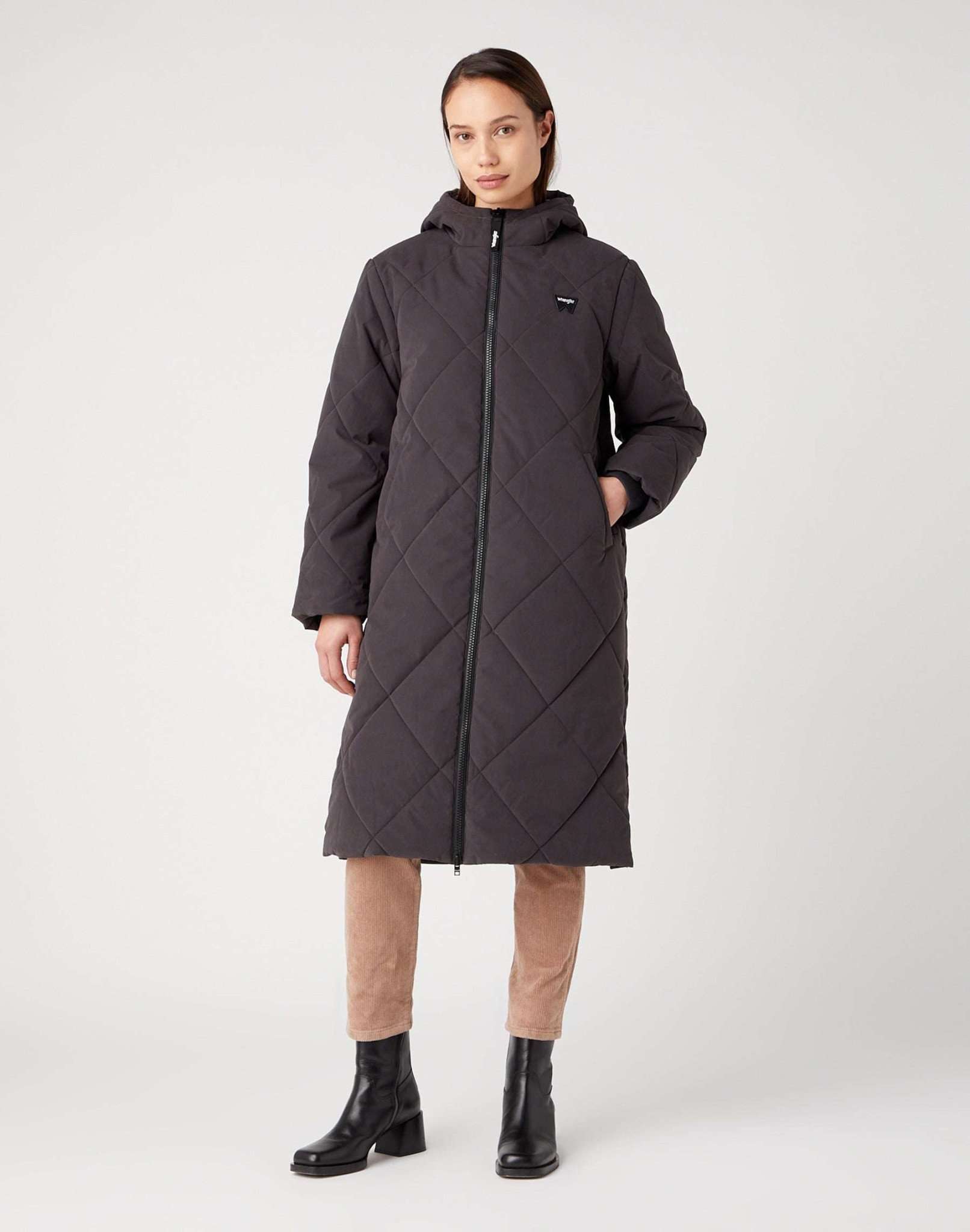 Long Quilted Jacket in Faded Black Jackets Wrangler   