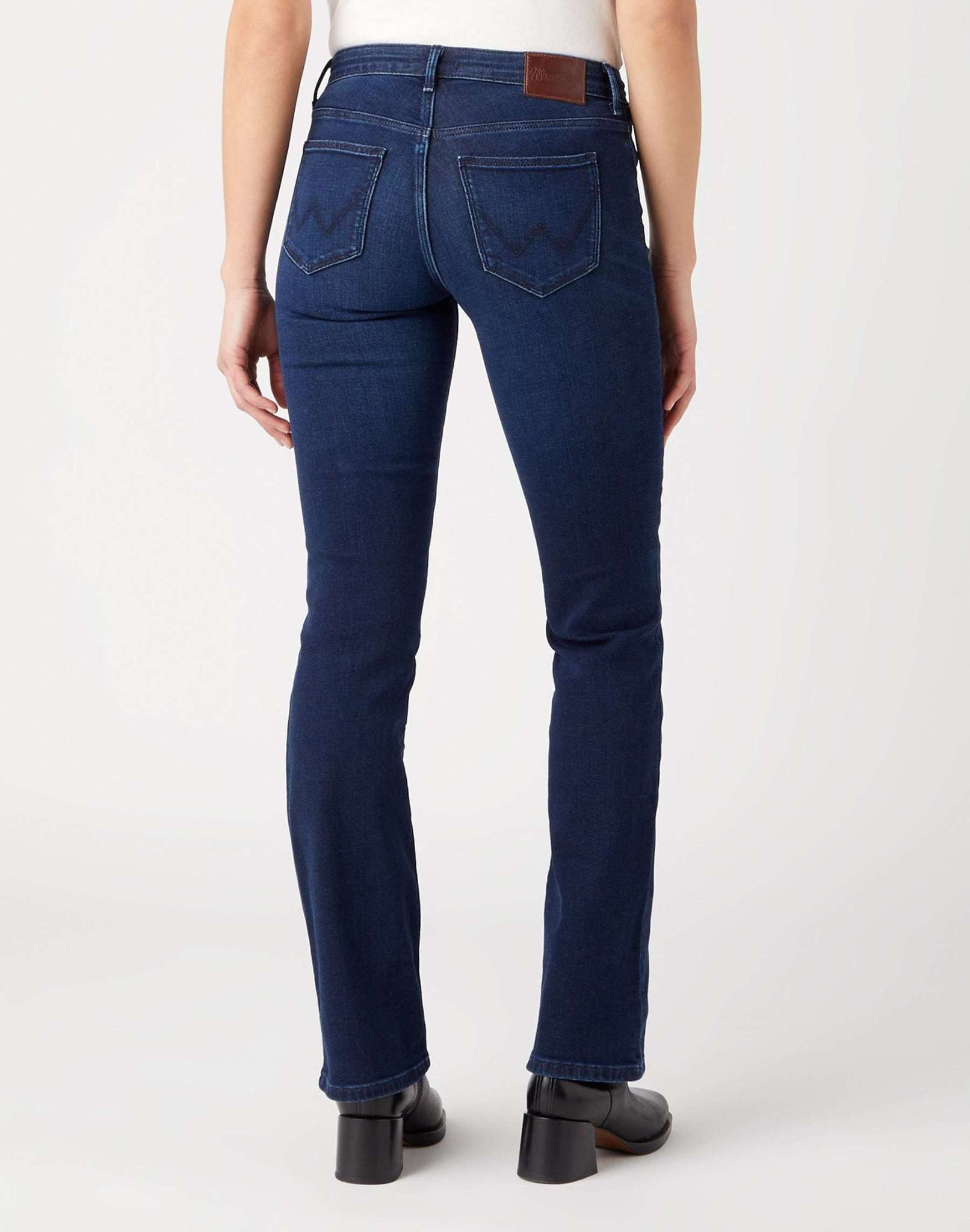 Bootcut in Nightshade Jeans Wrangler   