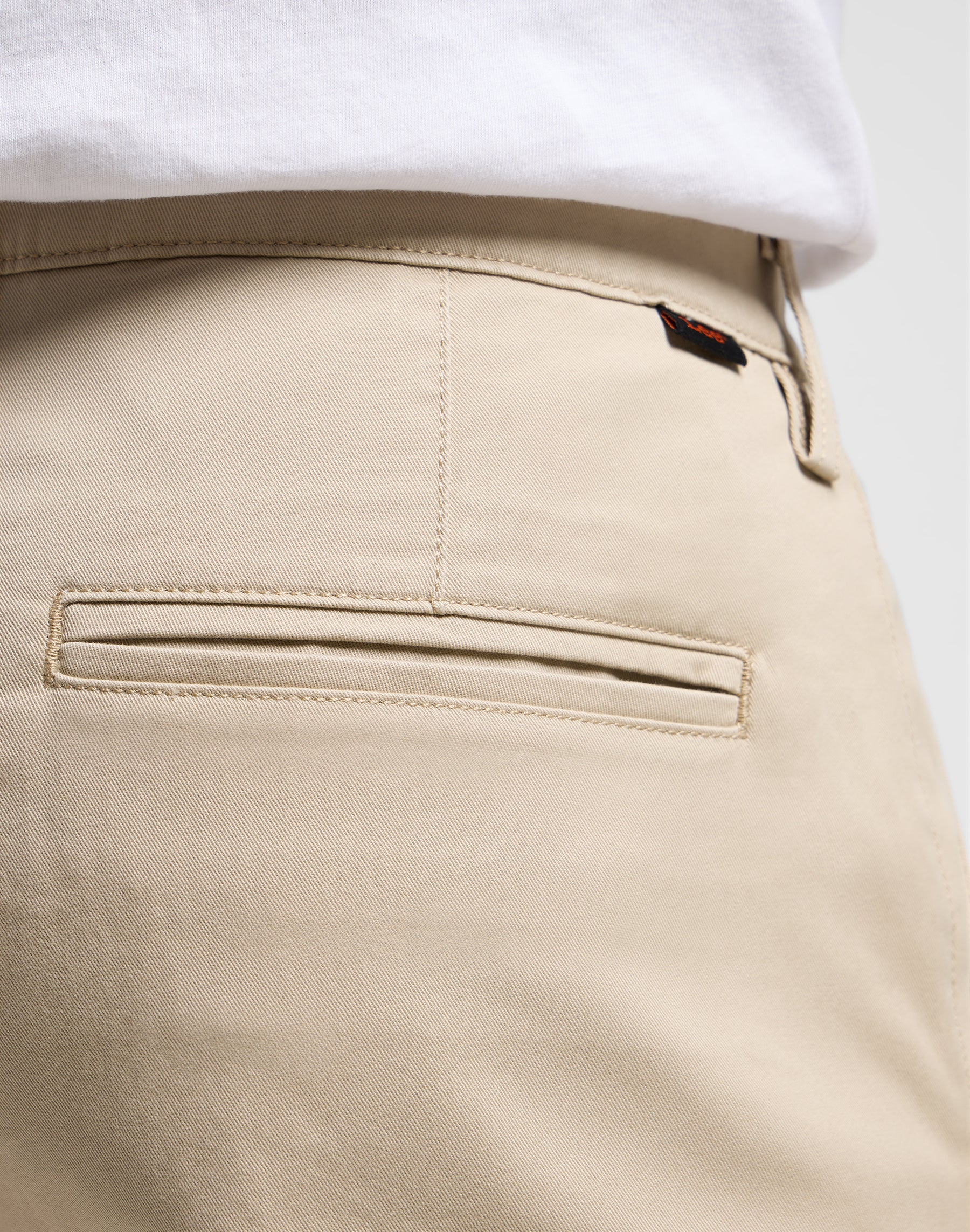 Slim Chino in Stone Pants Lee