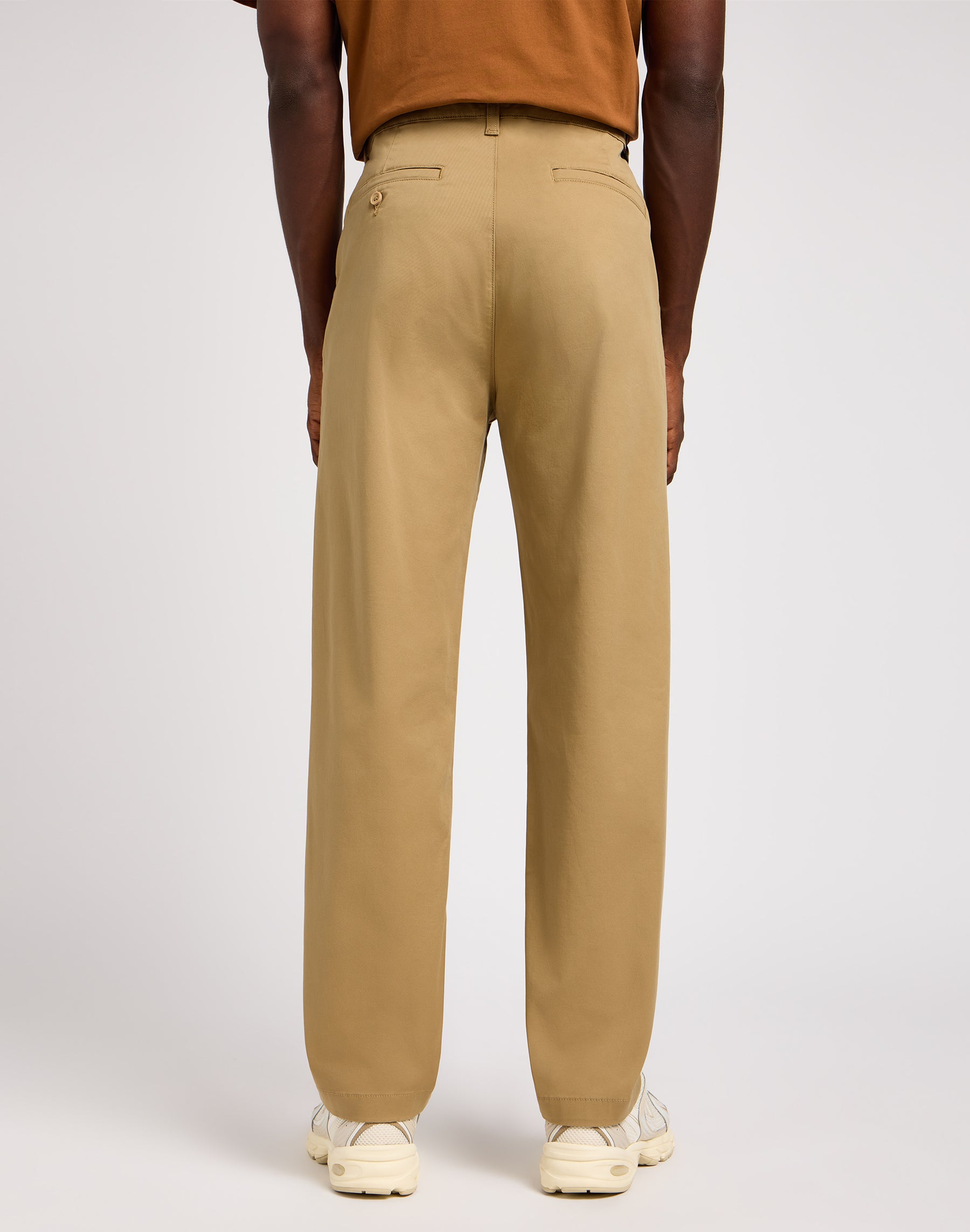 Relaxed Chino Leesures in Clay Pants Lee   