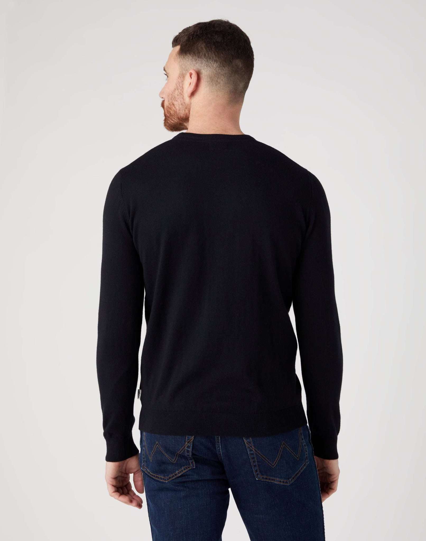 Crewneck Knit in Real Black Sweater Wrangler   