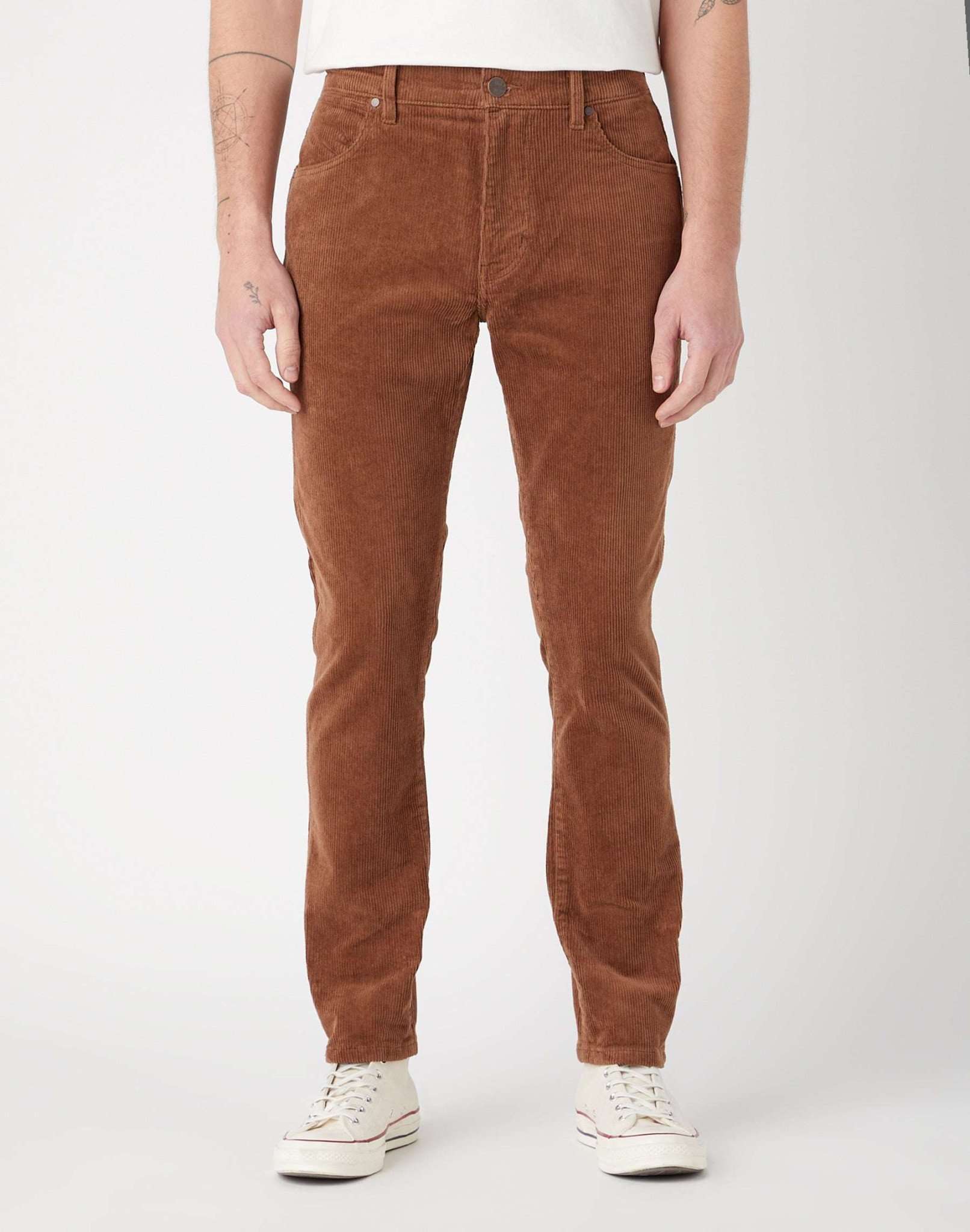 Larston in bison pants Wrangler   