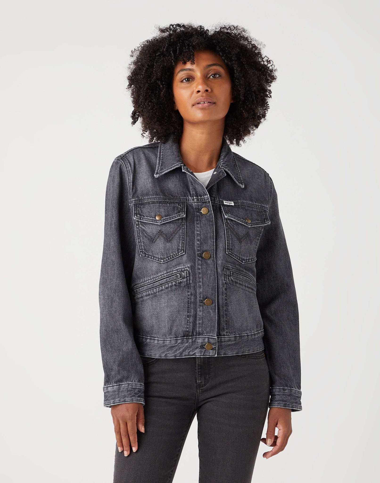 Regular Heritage Jacket in Washed Black Jackets Wrangler   