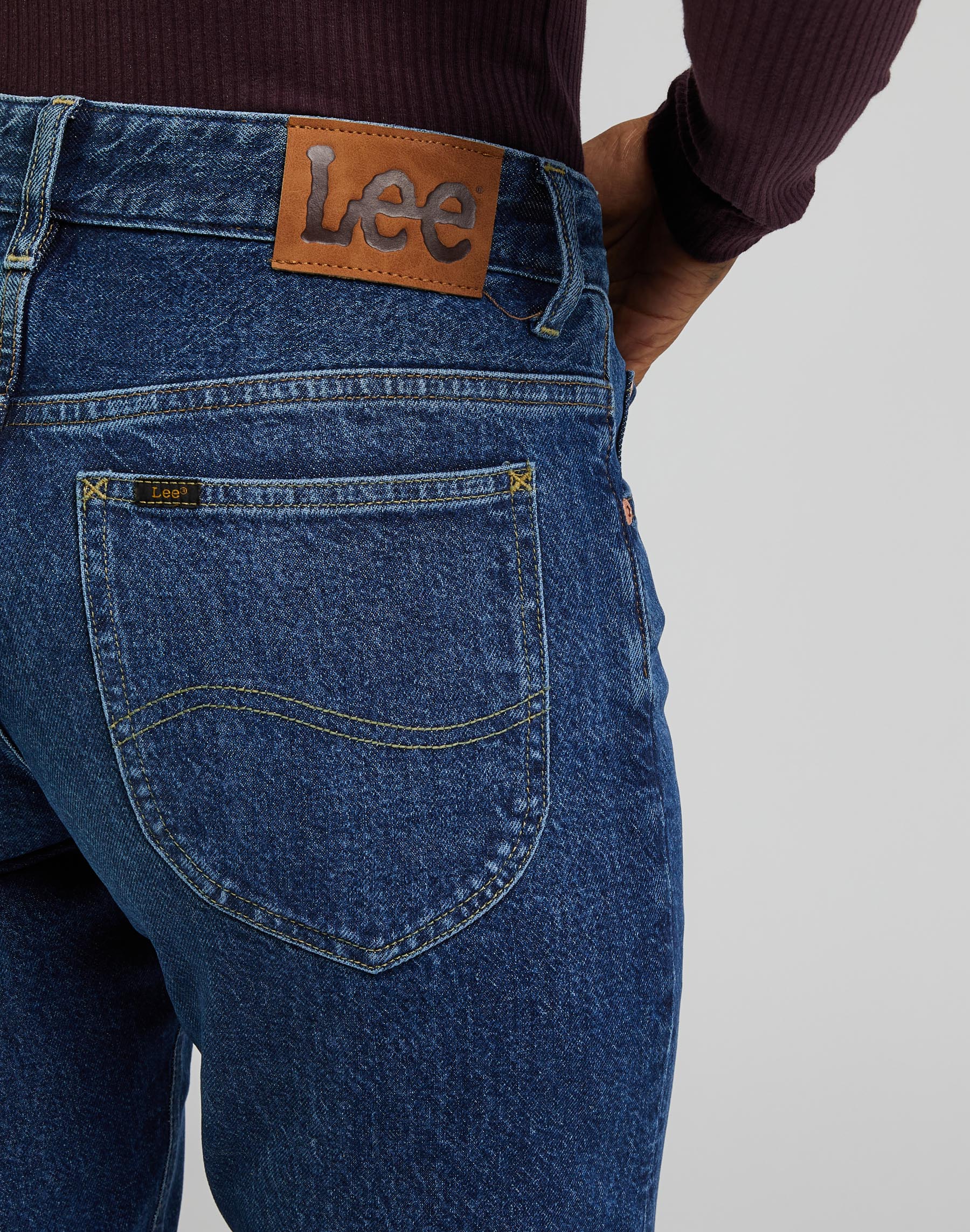 Rider Jeans in Indigo Revival Jeans Lee   