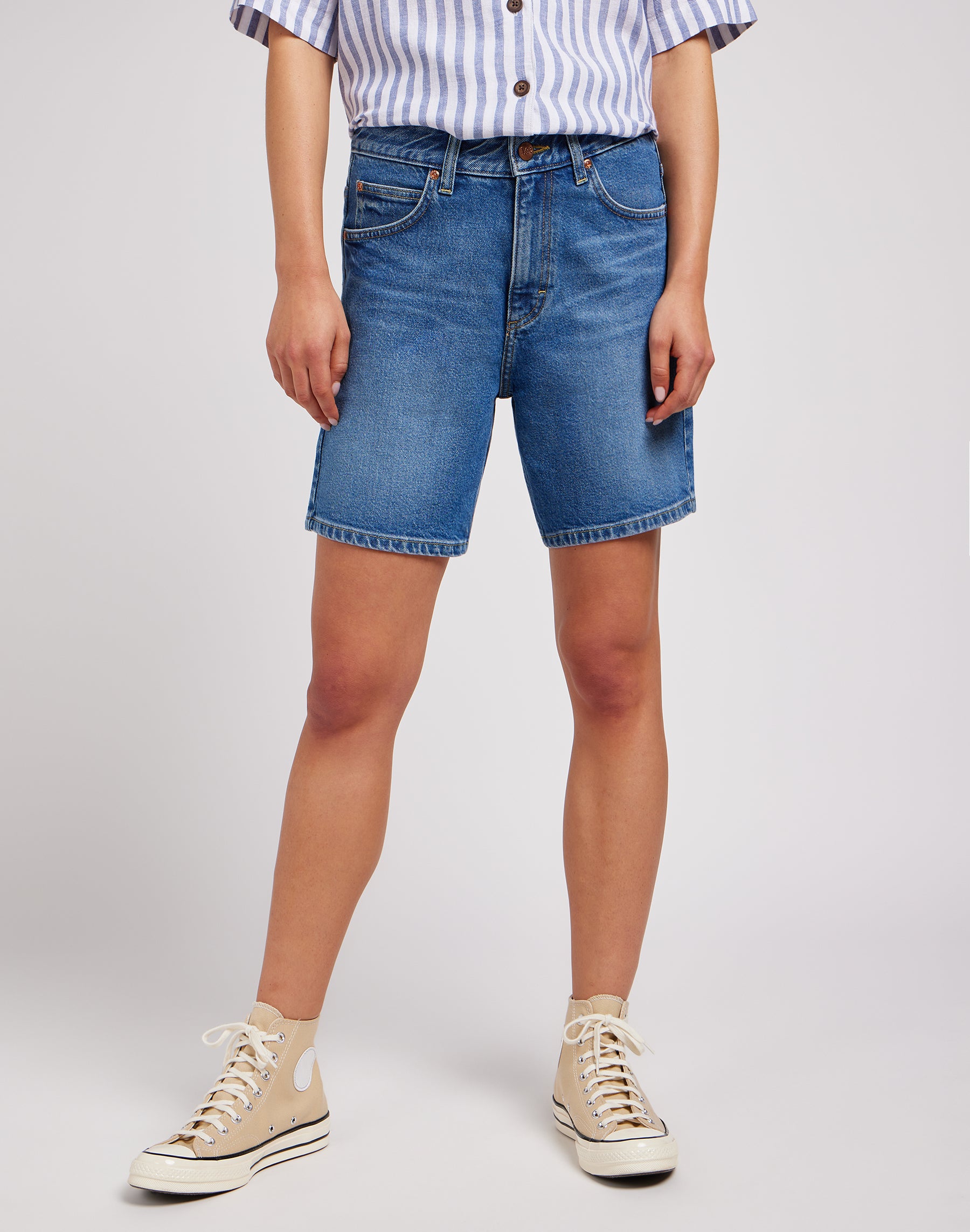 Rider Bermuda in River Deep denim shorts Lee   