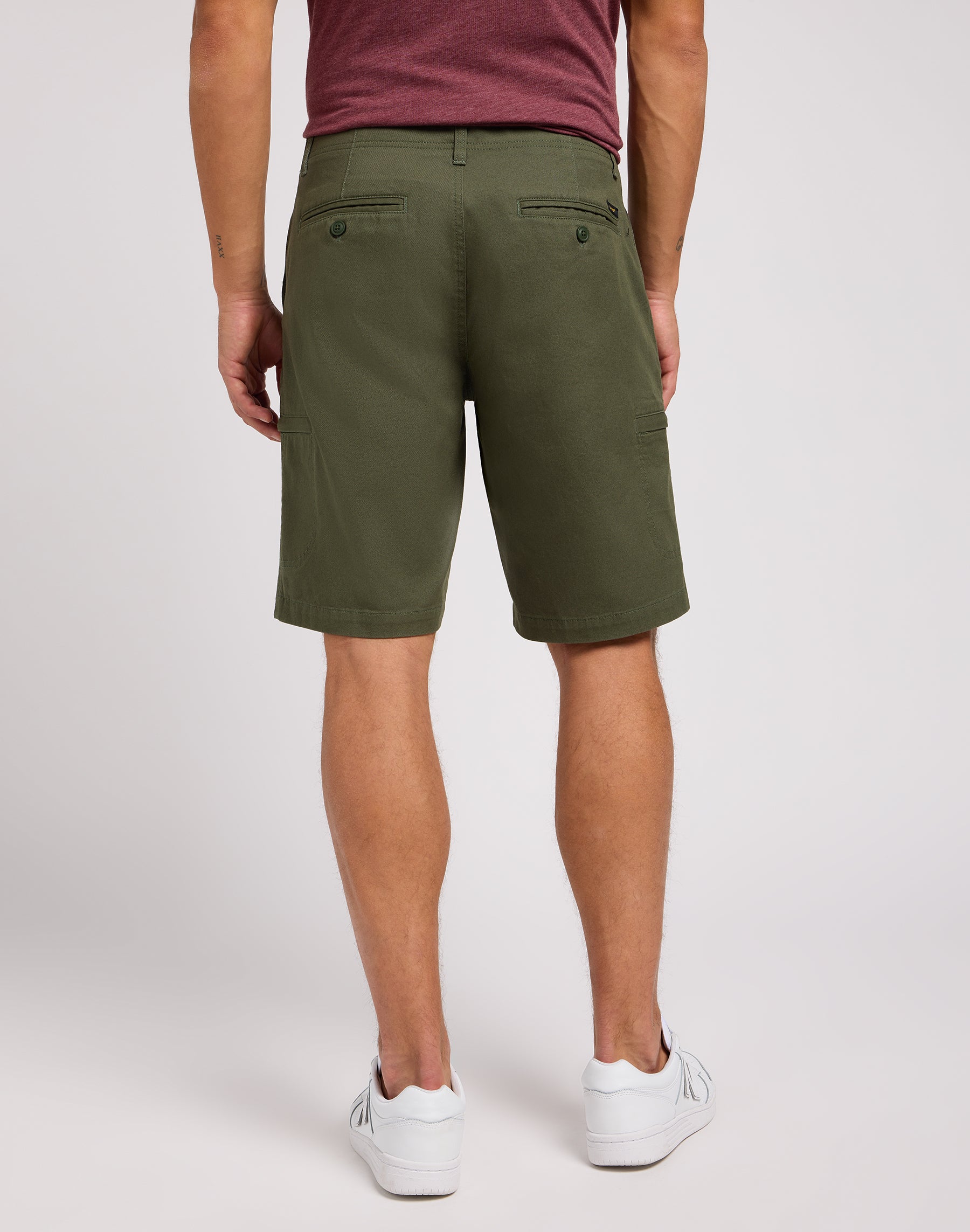 XC Weltpocket Short in Olive Grove Shorts Lee   