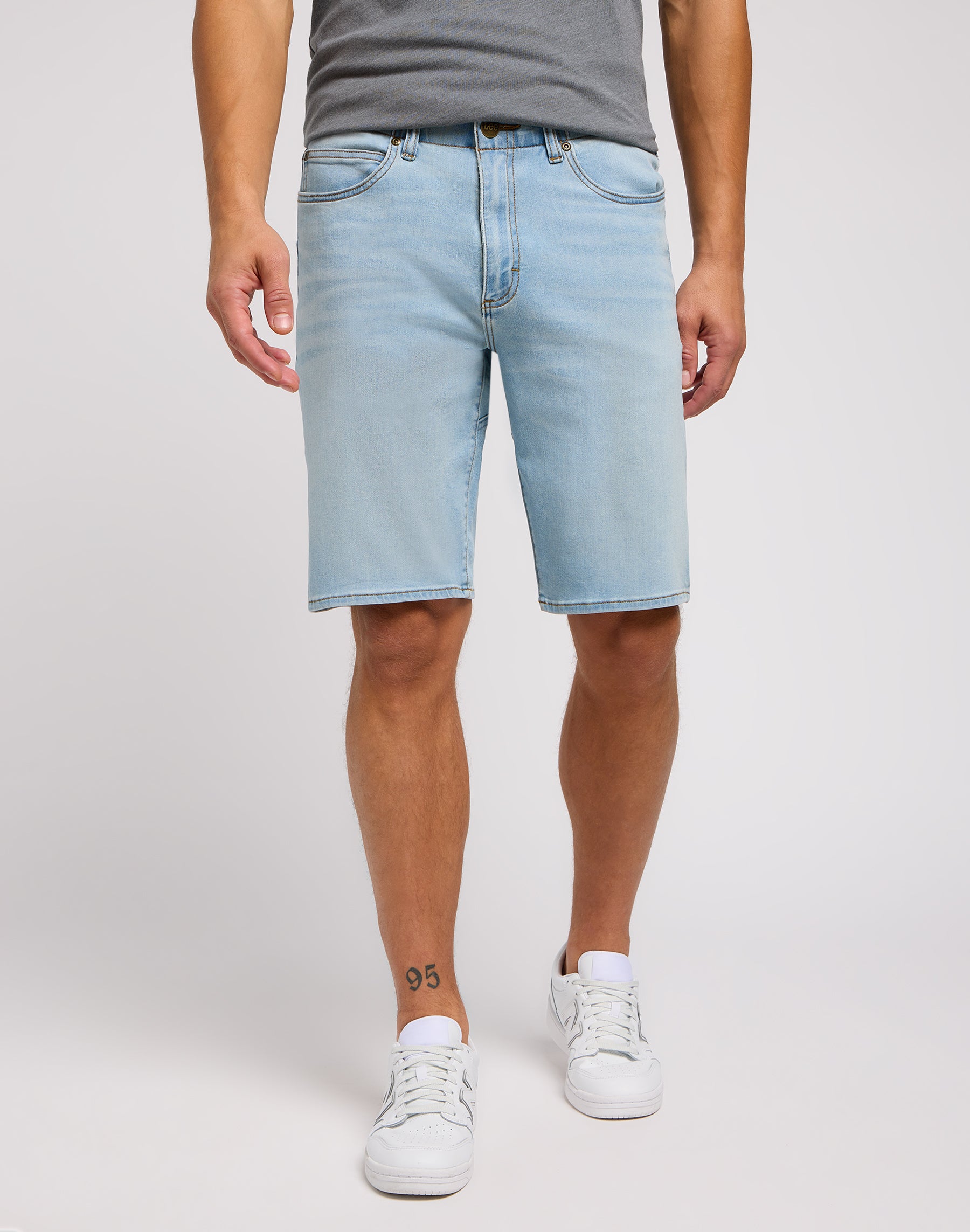 XM 5 pocket shorts in Ice Man denim shorts Lee   