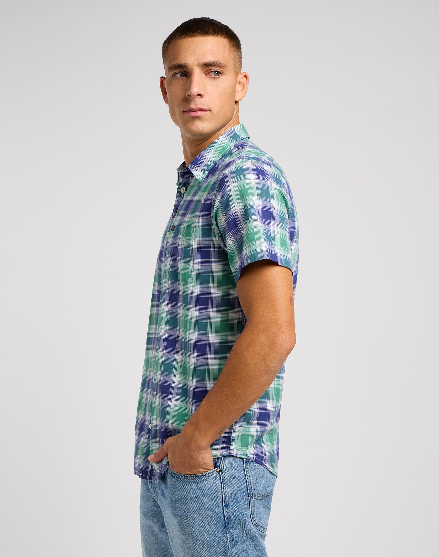 Lee Button down shirt in Dandy Green Shirts Lee   