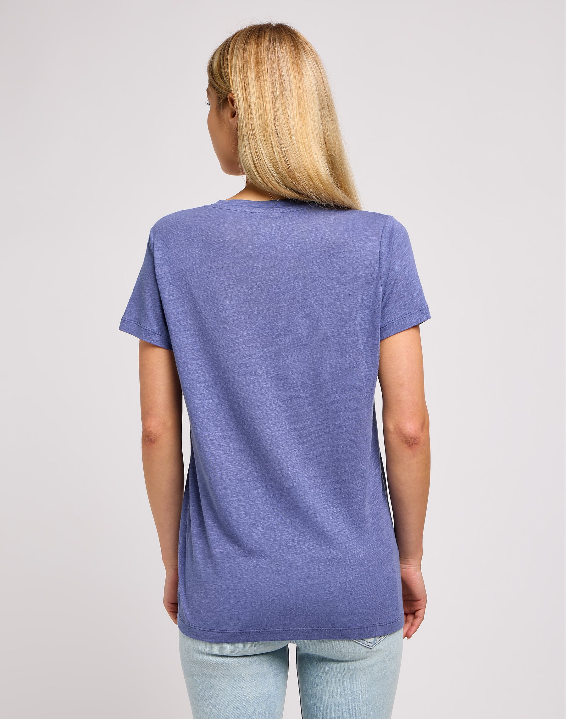 V-Neck Tee in Surf Blue T-Shirts Lee   