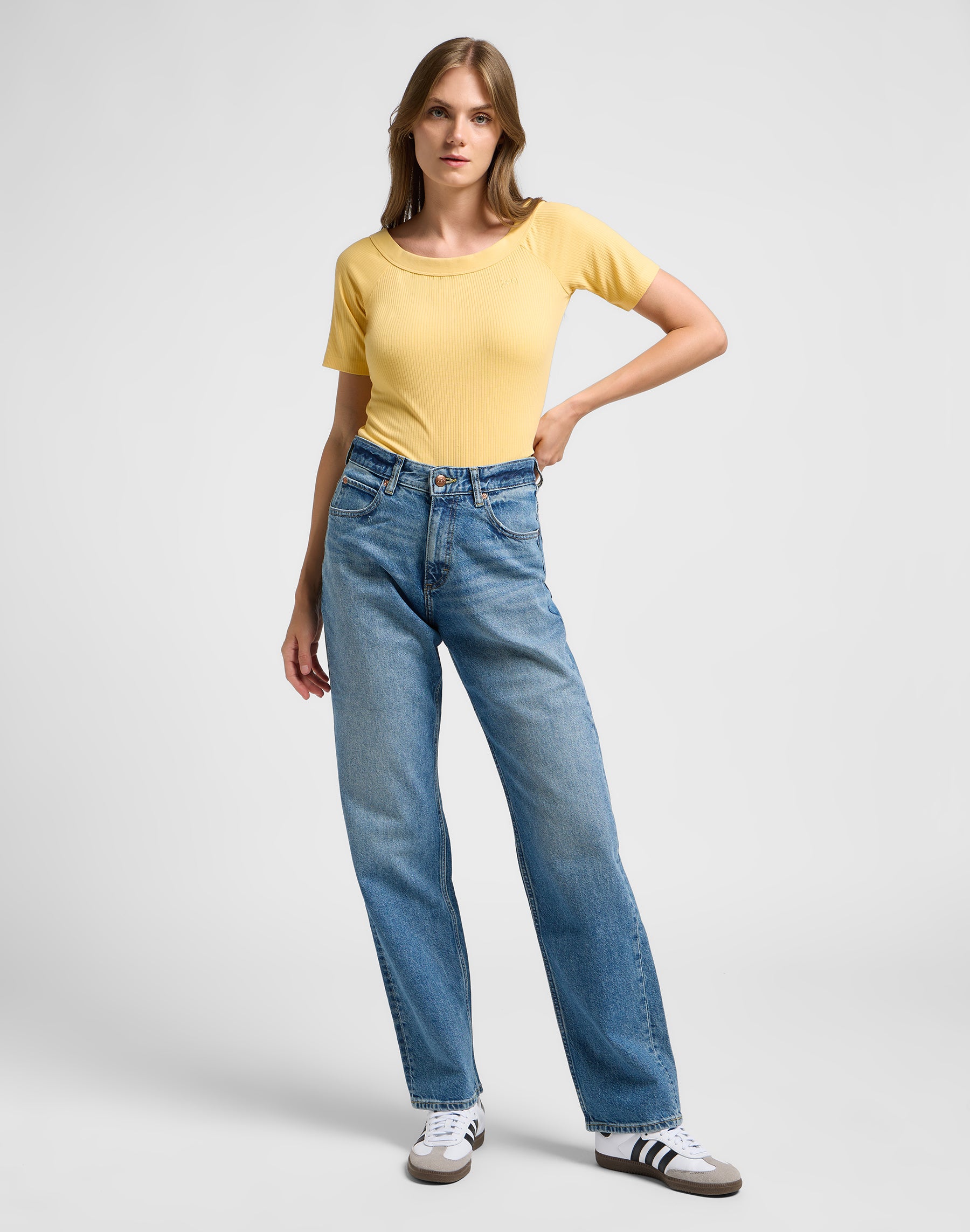 Off The Shoulder Rib in Vermeil T-Shirts Lee   