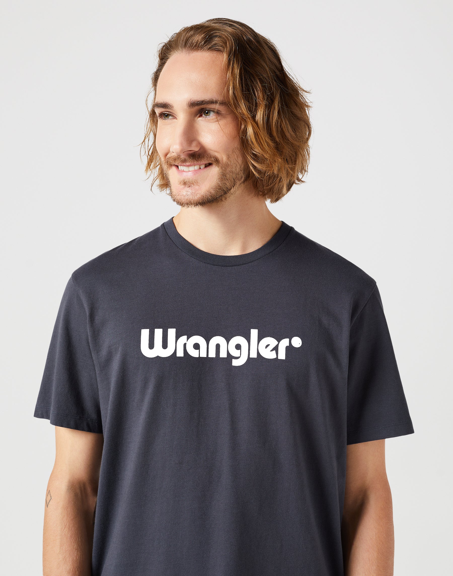 Logo Tee in Black T-Shirts Wrangler   