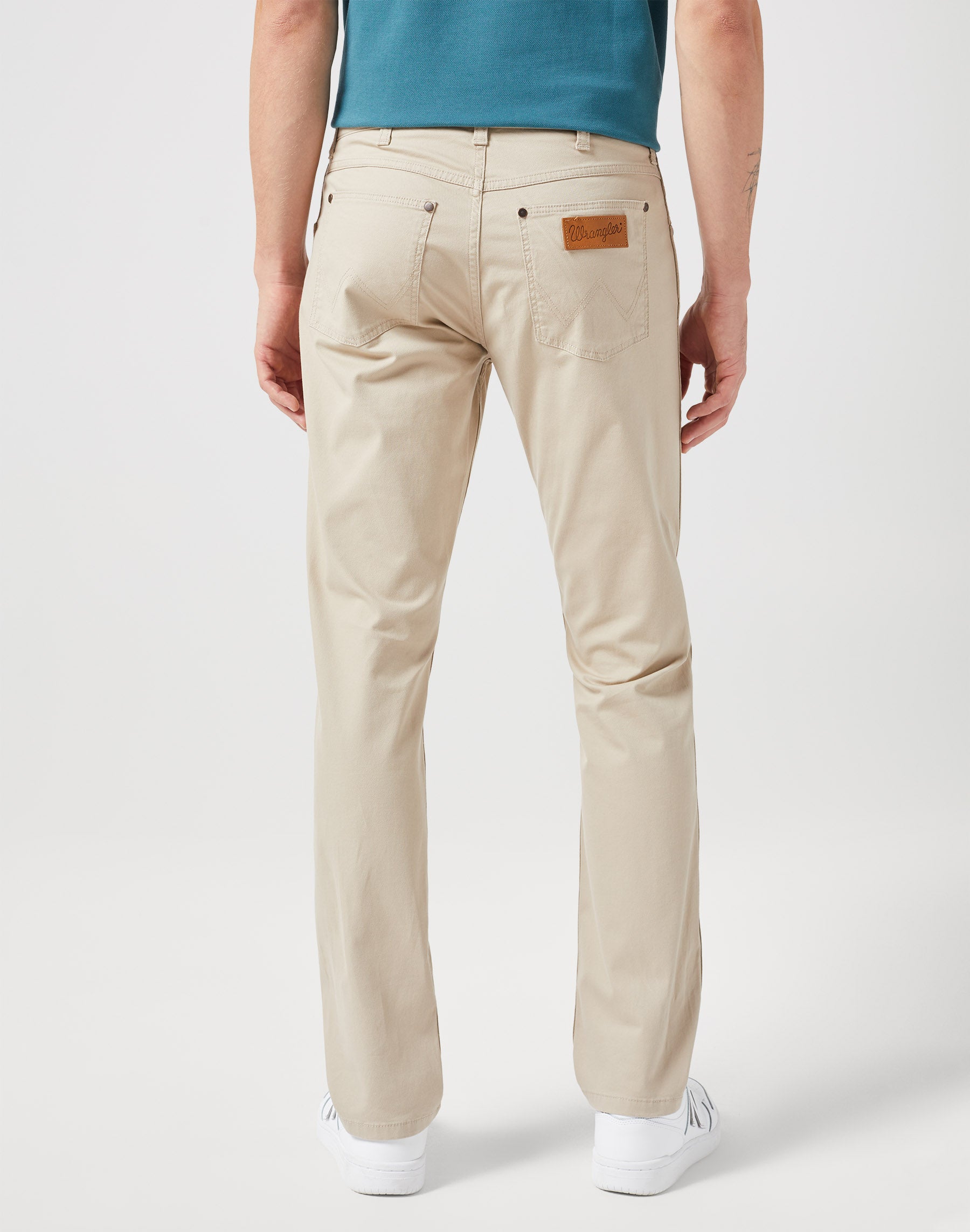 Greensboro Low Stretch in Plaza Taupe Pants Wrangler   