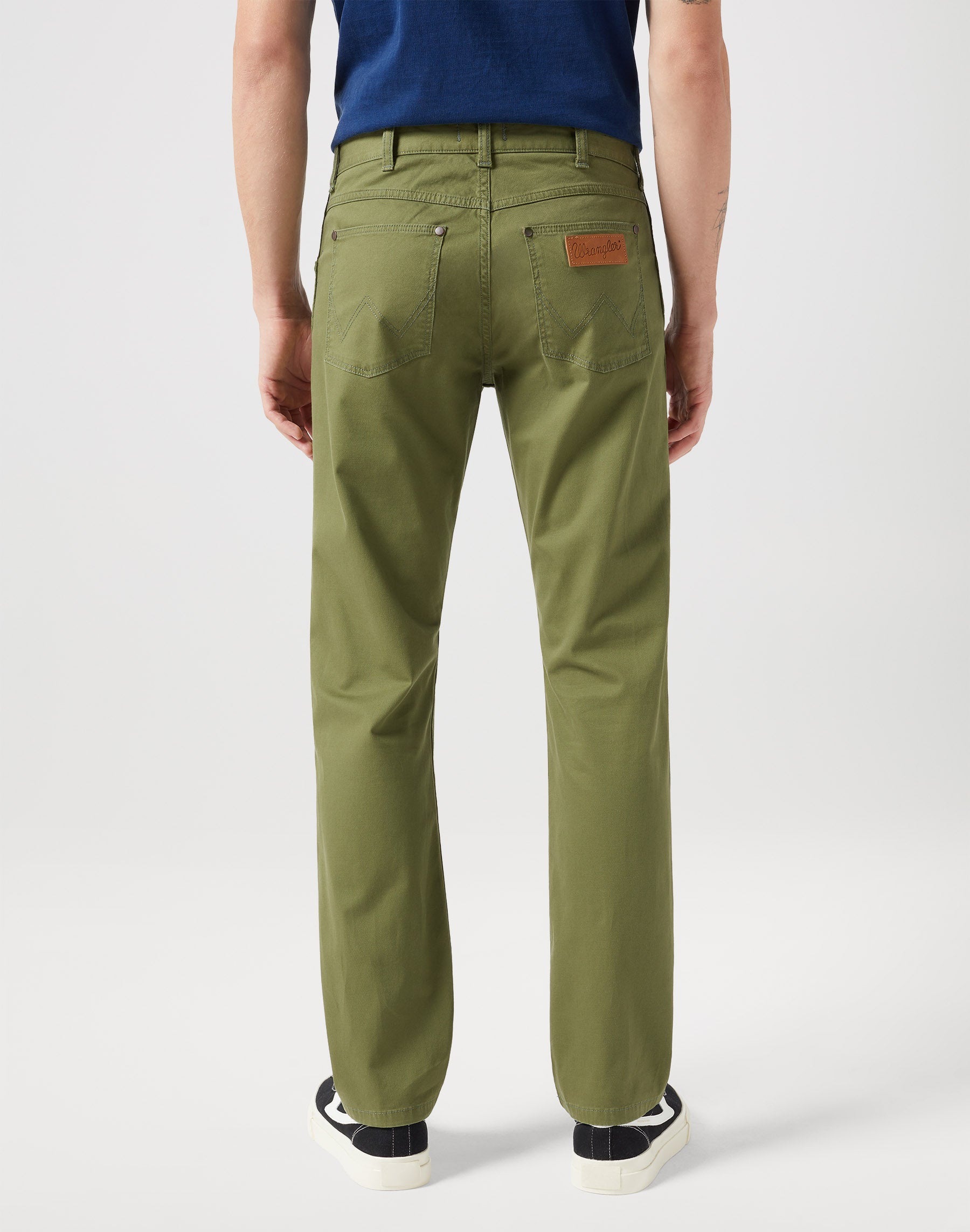 Greensboro Low Stretch in Olive Pants Wrangler   