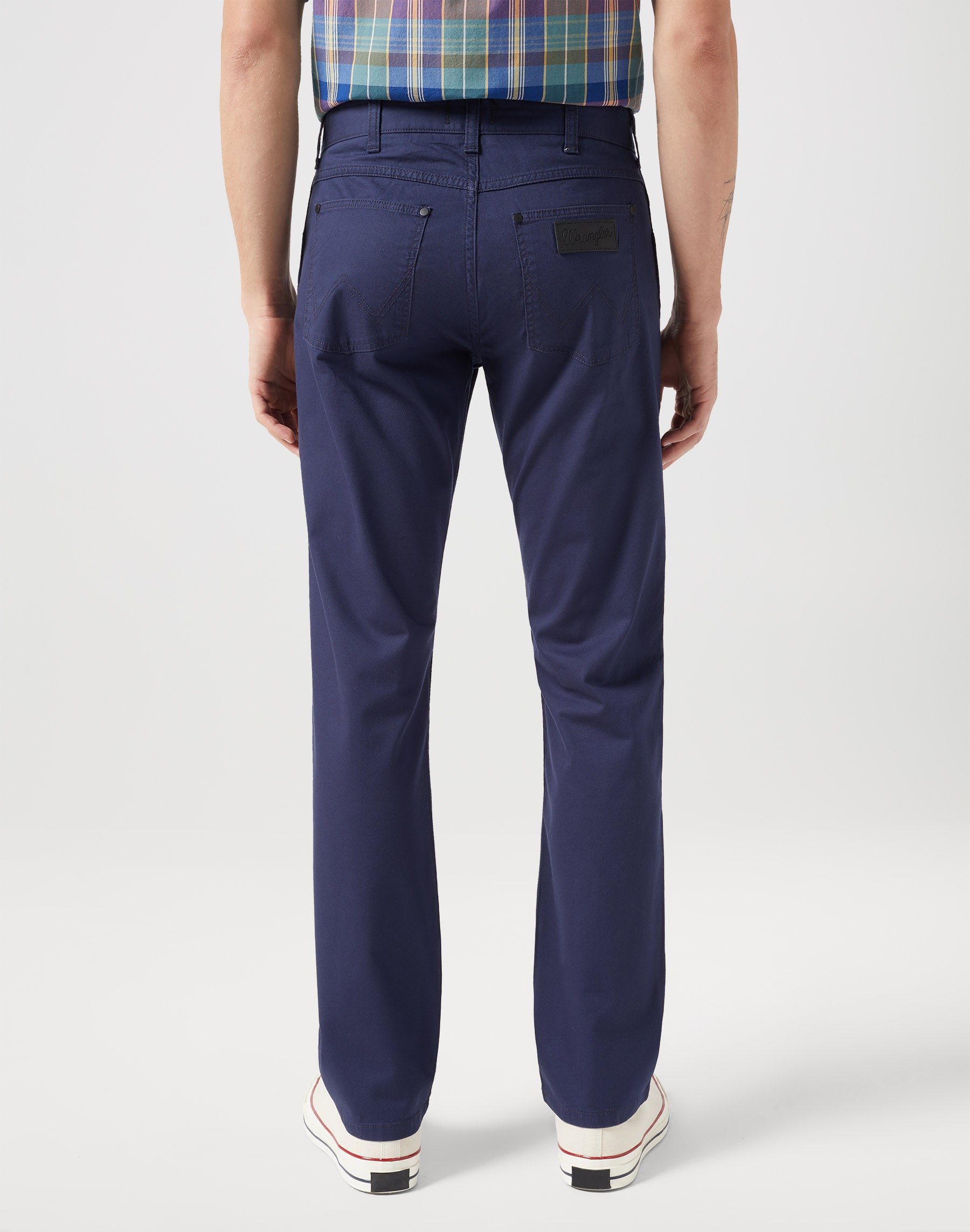 Greensboro Low Stretch in Dark Navy Pants Wrangler   