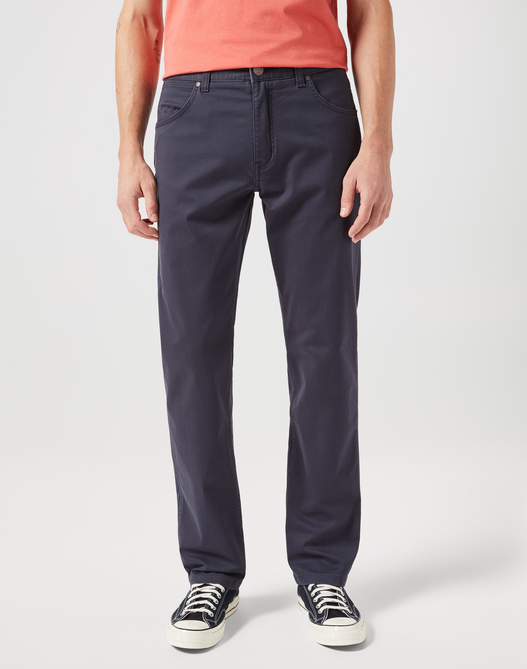 Greensboro in Dark Navy Pants Wrangler   