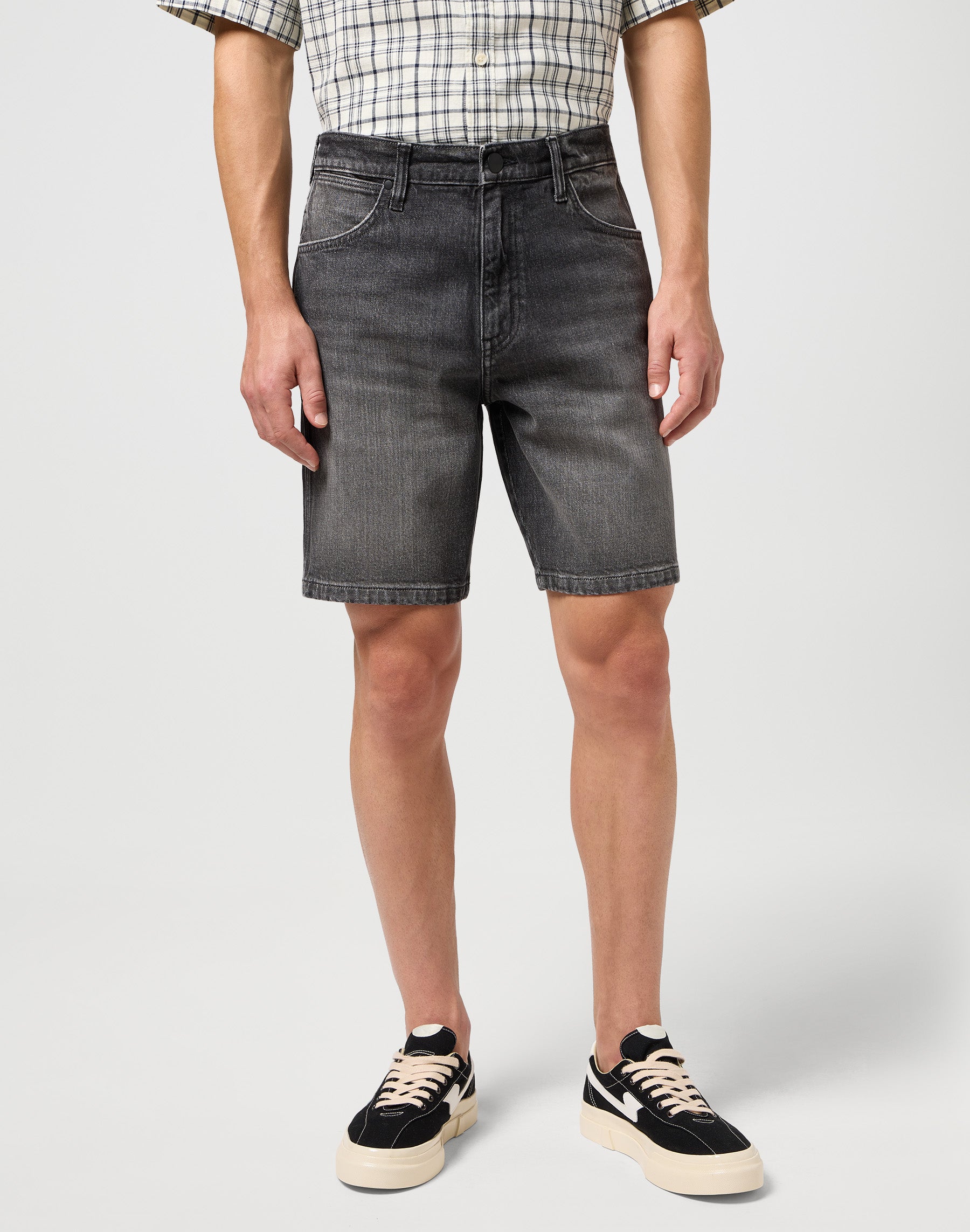 Frontier short in Marshall denim shorts Wrangler   