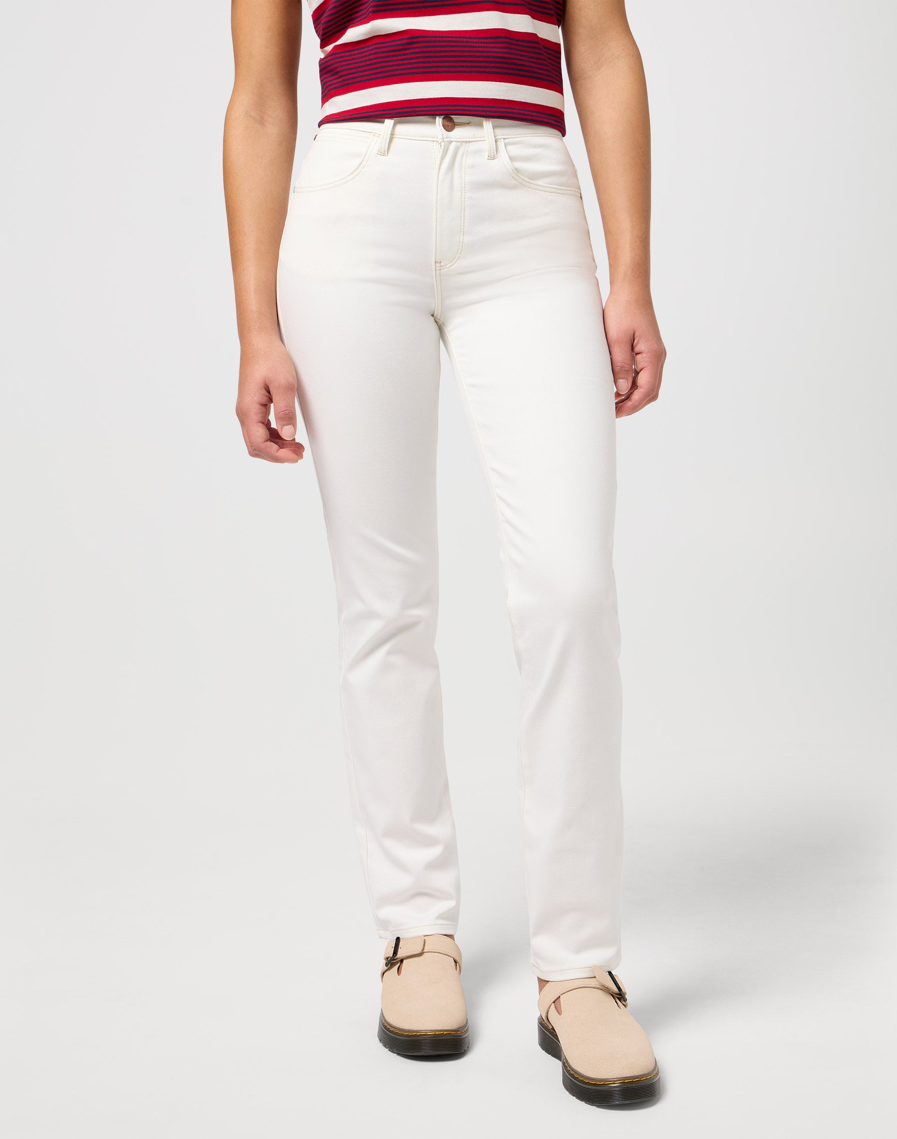 Straight in White Jeans Wrangler   