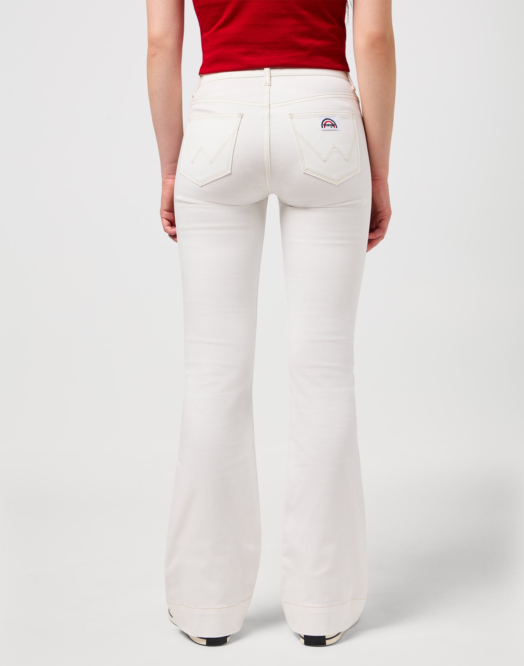 Flare in White Pants Wrangler   