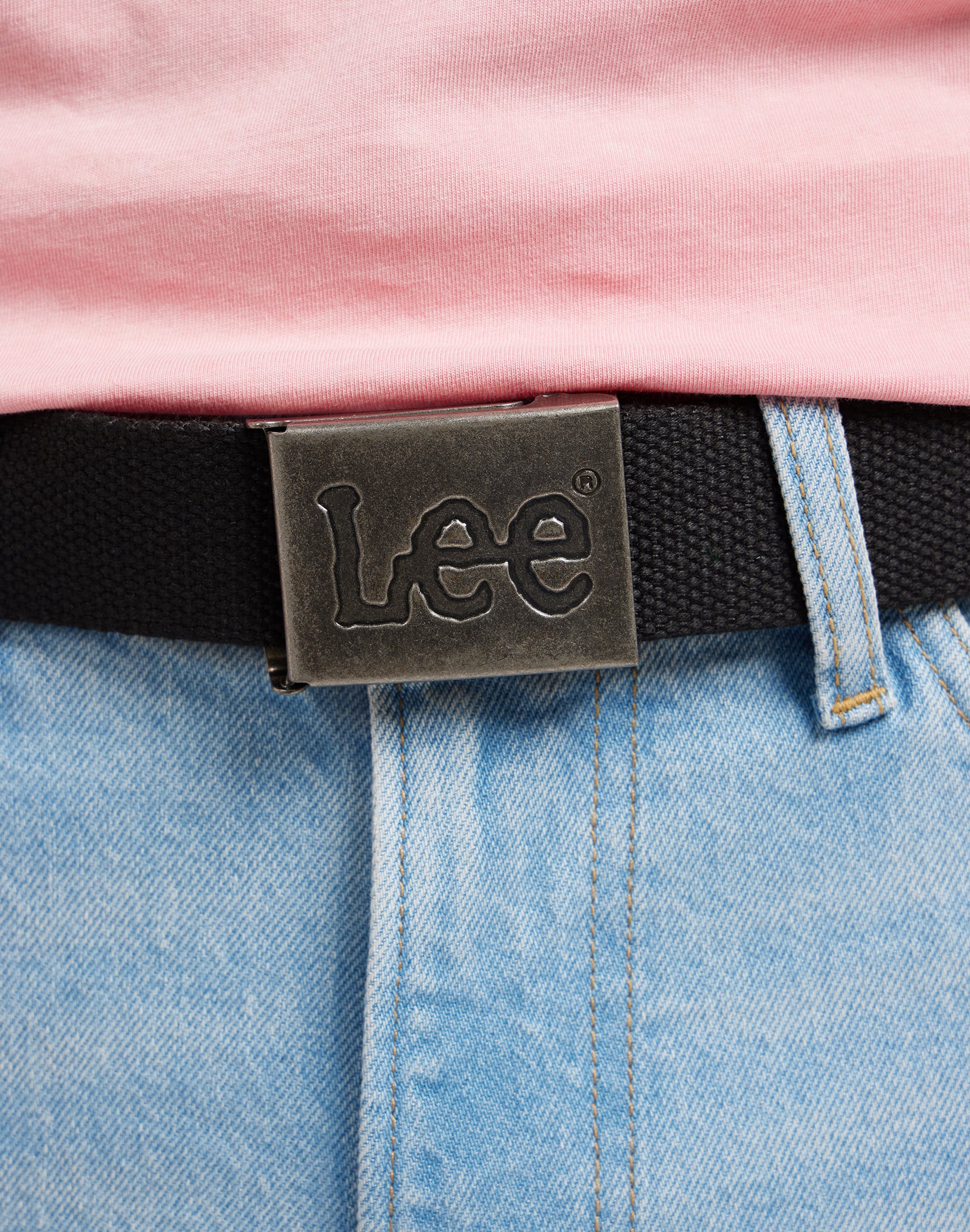 Webbing Belt in Black Belt Lee   