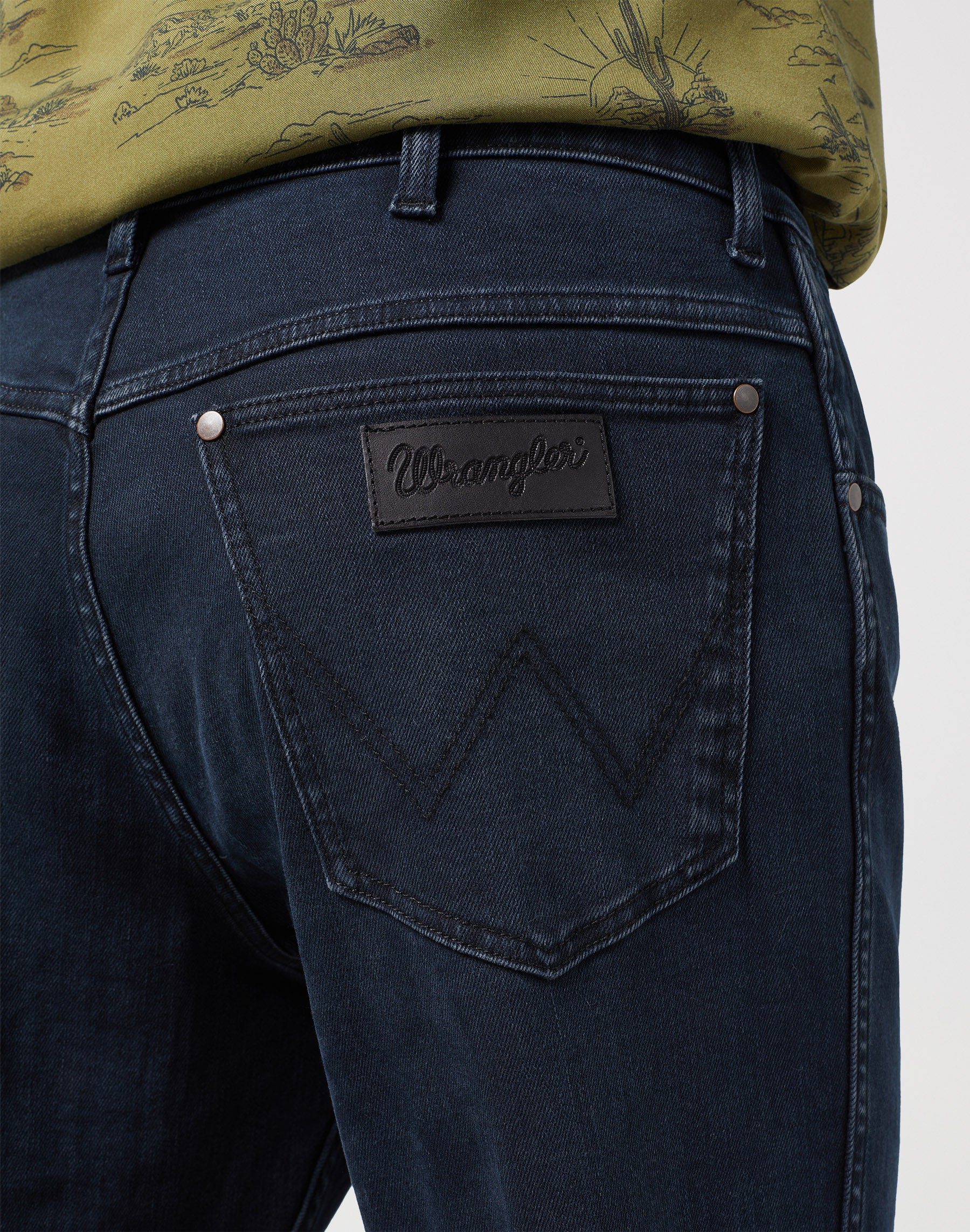 River in Cloudly Skies Jeans Wrangler