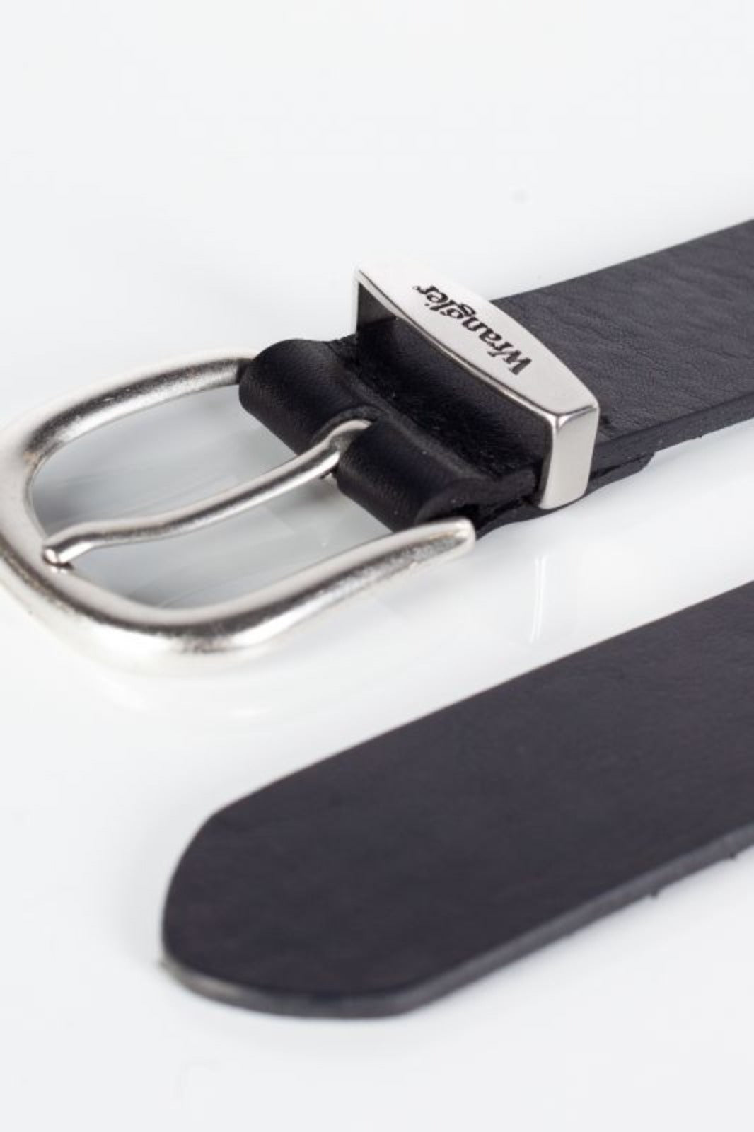 Easy Belt in Black Wrangler belt   