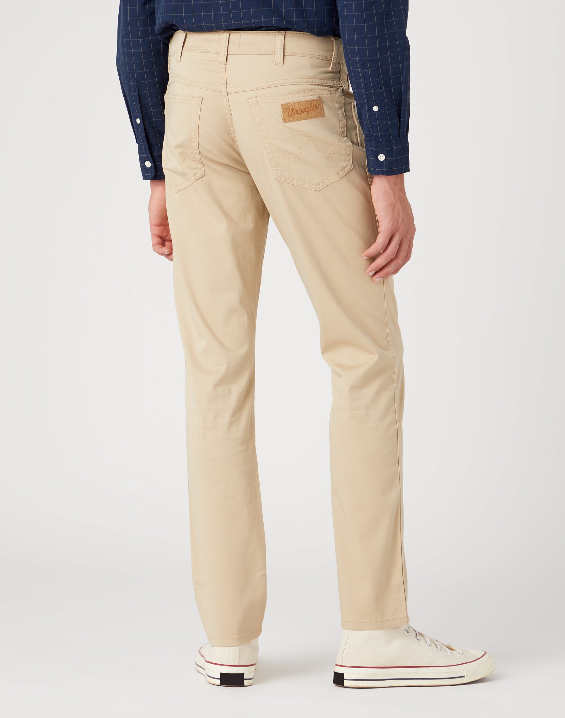 Texas Low Stretch in Plaza Taupe Pants Wrangler   