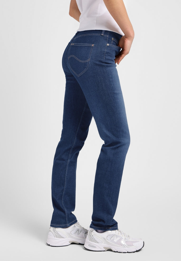 Marion Straight in Rain Falls Jeans Lee