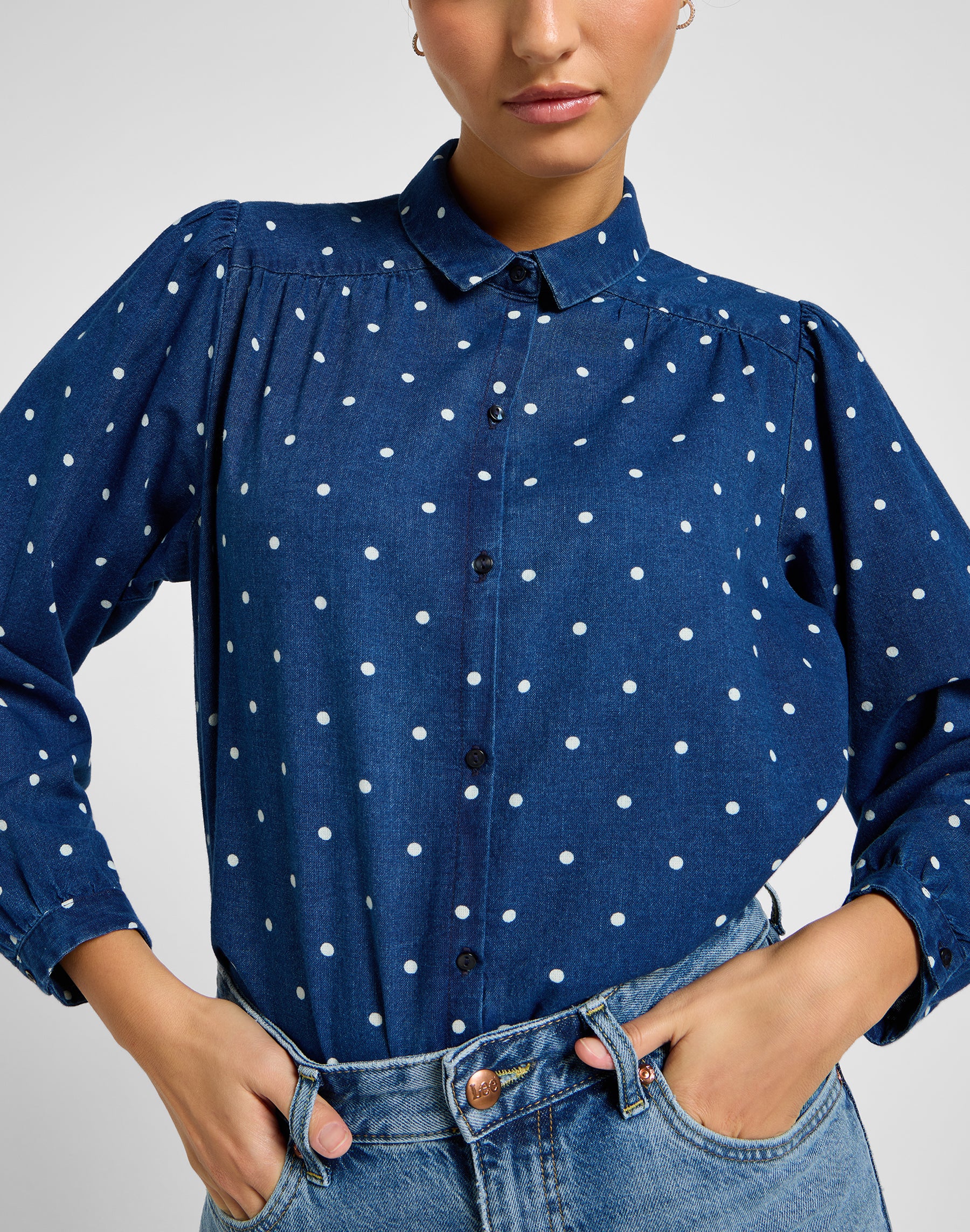 Shirred Blouse in Dotted Indigo Shirts Lee   