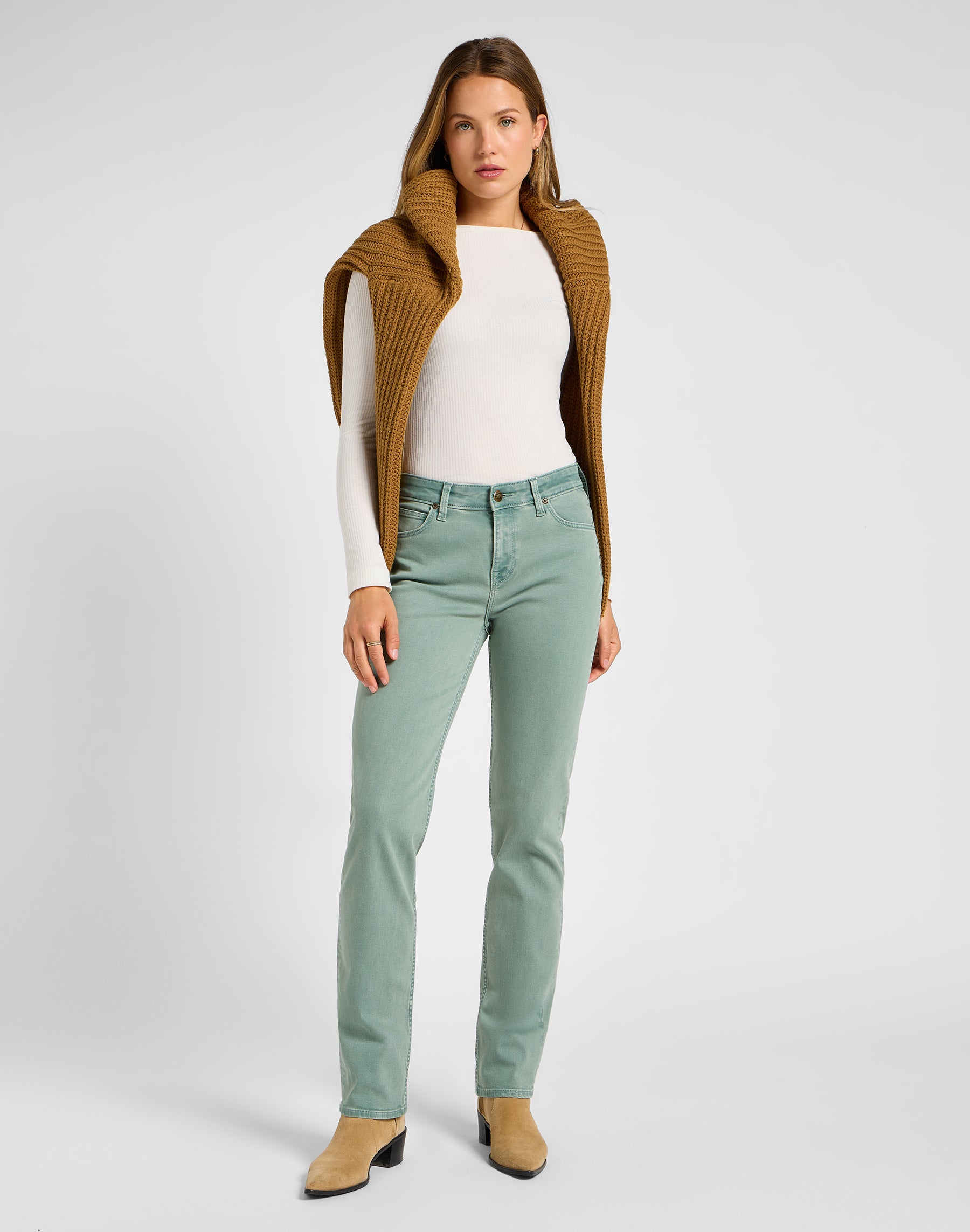 Marion Straight in Muted Sage Pants Lee   