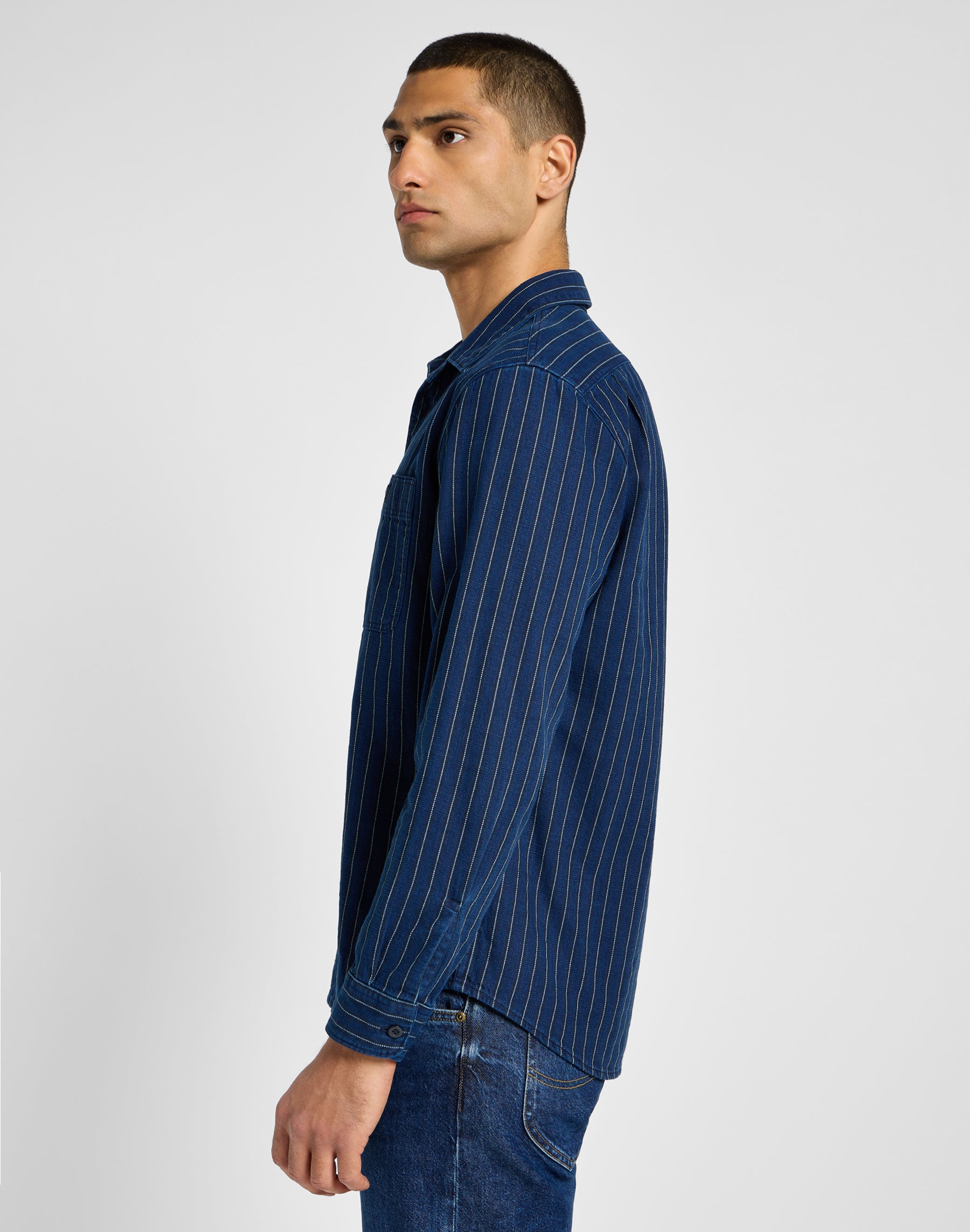 Worker Shirt 2.0 in Indigo Shirts Lee   