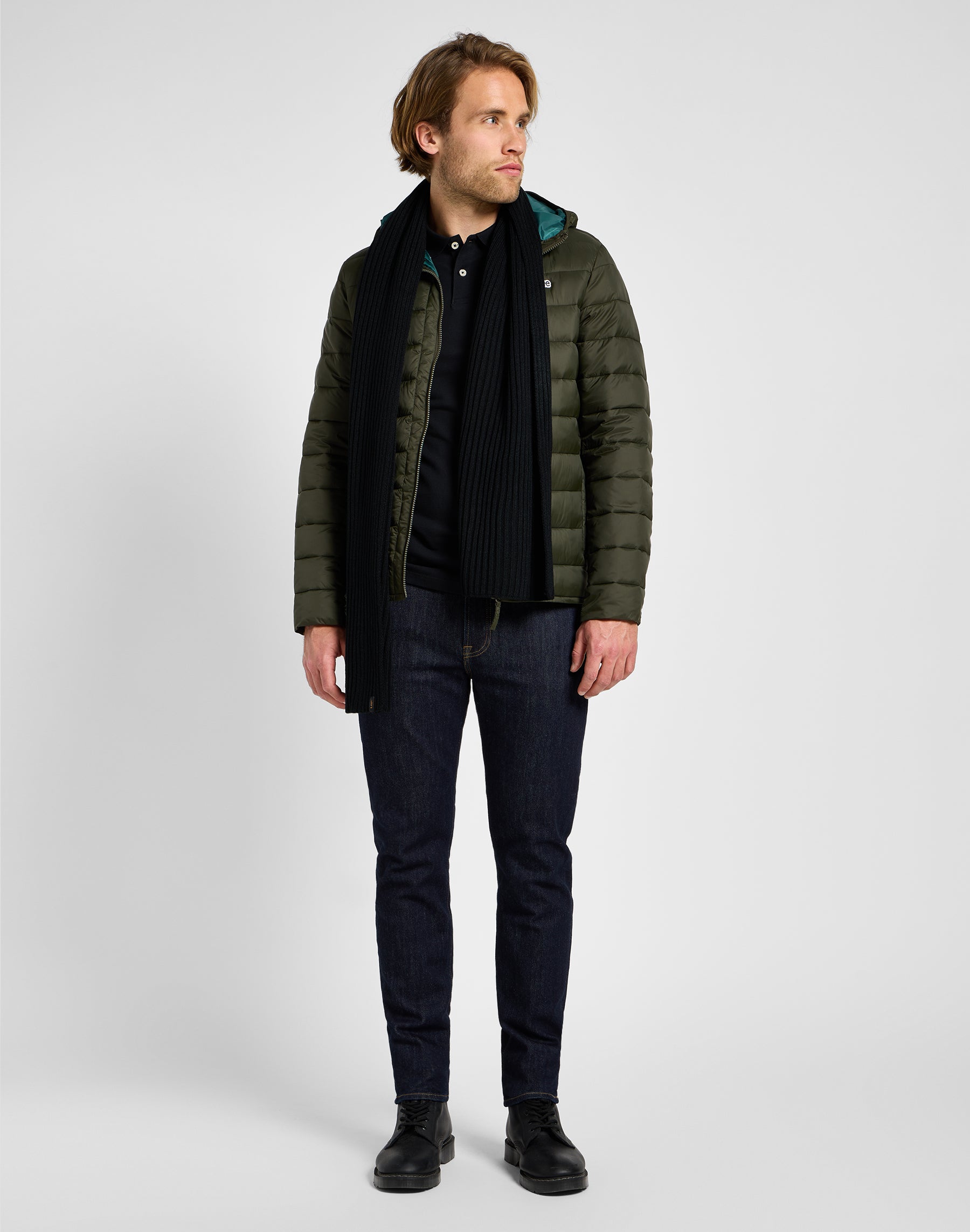 Light Puffer Jacket in Olive Night Jackets Lee   